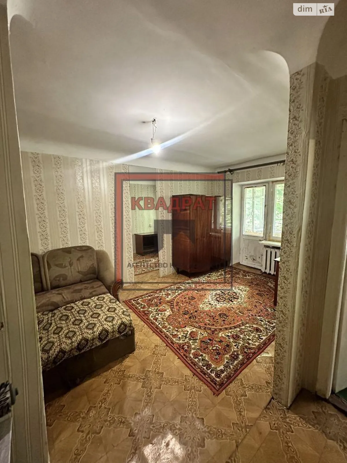 Продається 1-кімнатна квартира 34 кв. м у Полтаві, Центр - фото 1