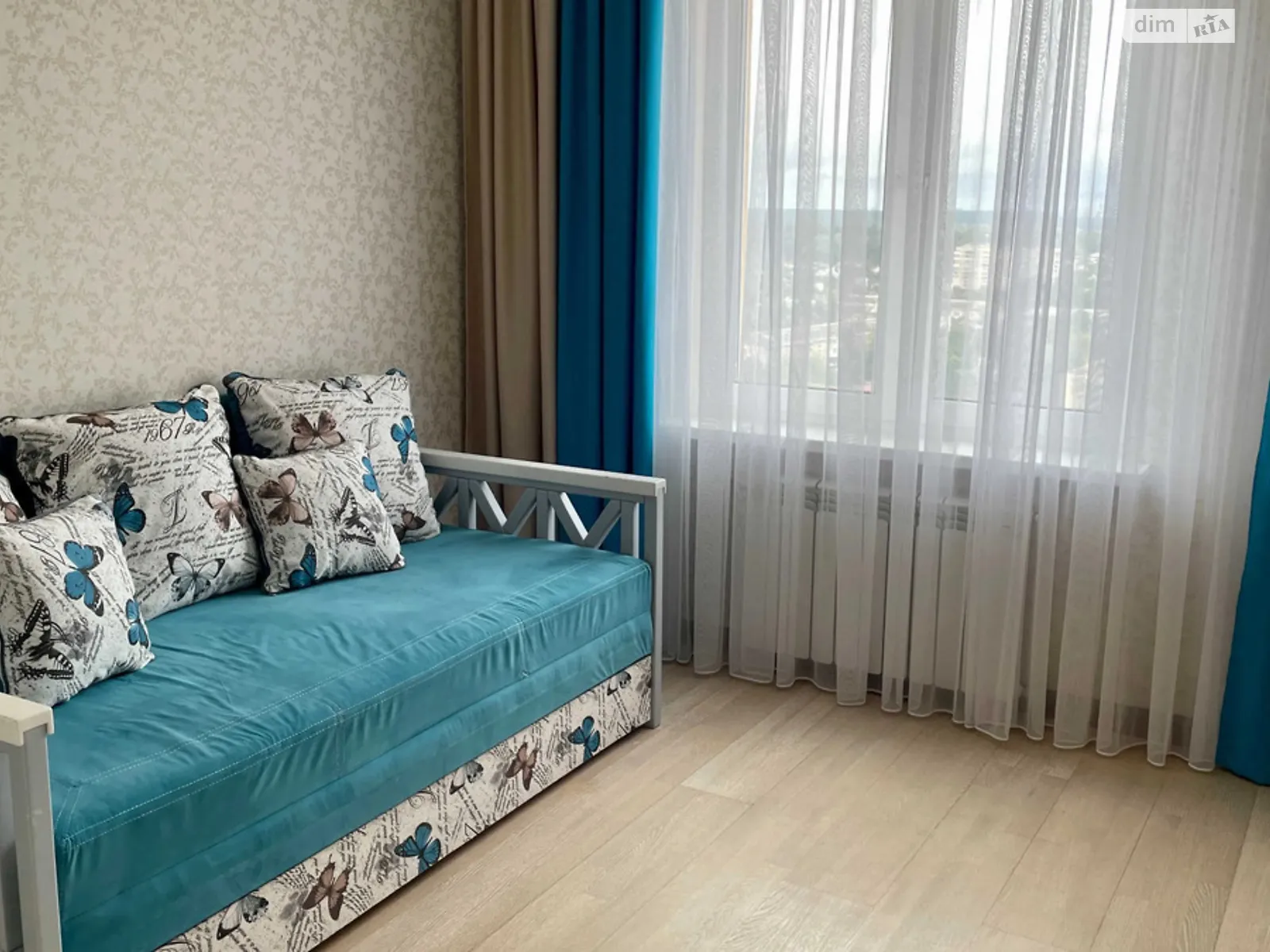 Продається 3-кімнатна квартира 82 кв. м у Києві, вул. Межова, 23Б - фото 1
