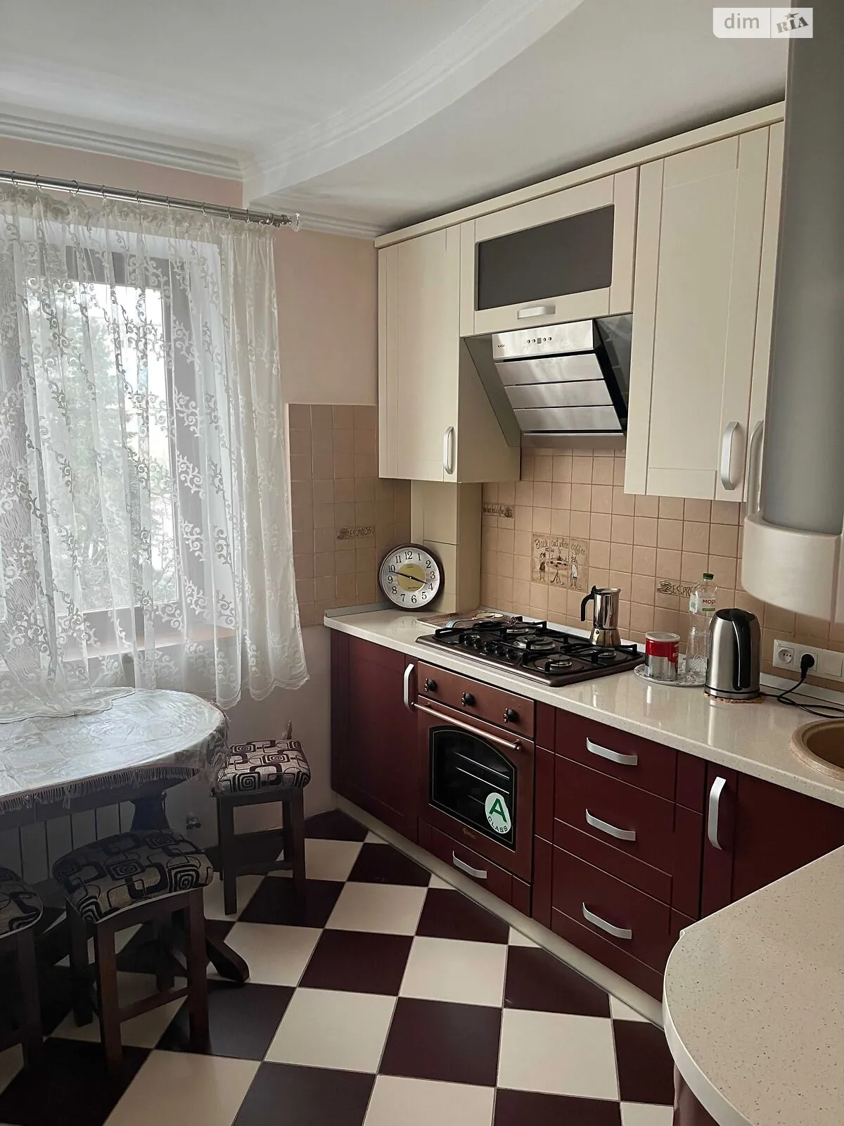 Здається в оренду 1-кімнатна квартира 51 кв. м у Львові, вул. Величковського - фото 1