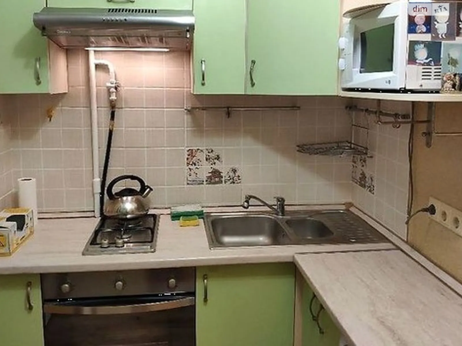 Здається в оренду 1-кімнатна квартира 32 кв. м у Києві, вул. Ломаківська(Мічуріна), 2 - фото 1