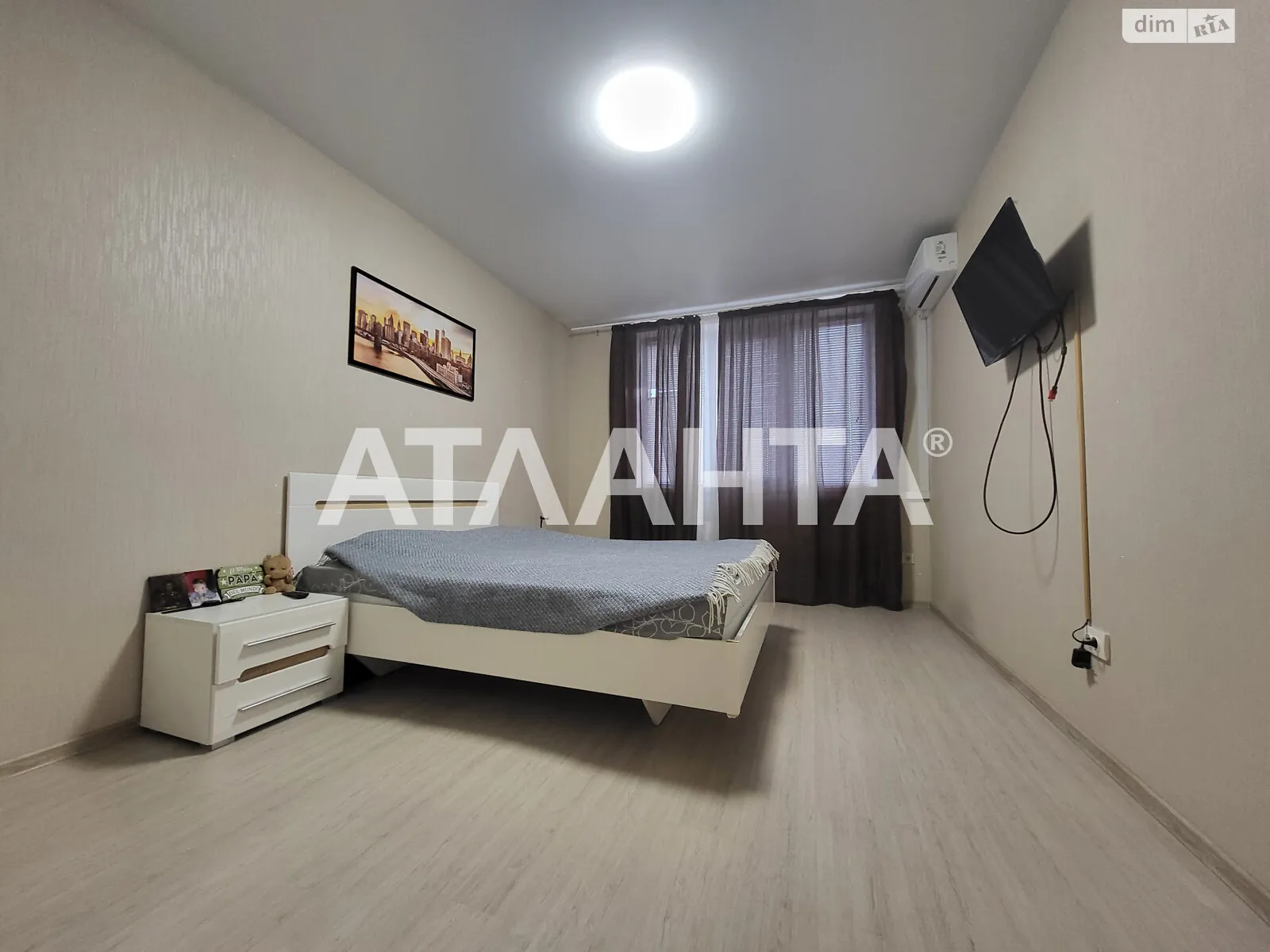 Продається 1-кімнатна квартира 33 кв. м у Одесі, вул. Віталія Нестеренка(Академіка Воробйова) - фото 1