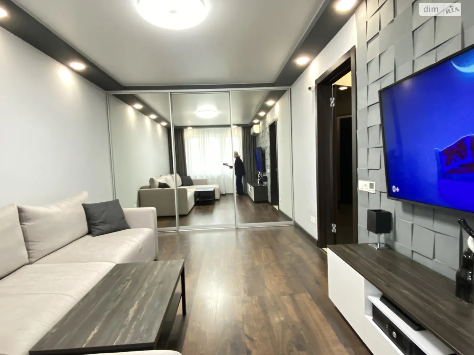 Продається 2-кімнатна квартира 45 кв. м у Дніпрі, цена: 52000 $ - фото 1