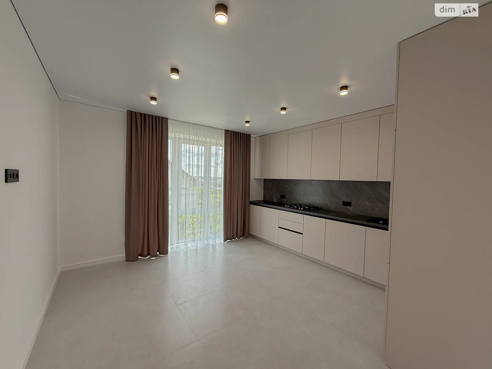 Продается 1-комнатная квартира 44 кв. м в Ровно, цена: 74000 $ - фото 1