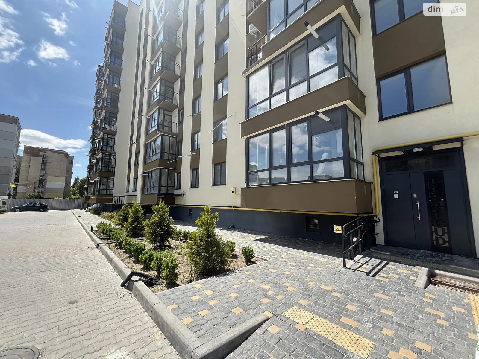 Продается 1-комнатная квартира 45 кв. м в Виннице, ул. Сергея Зулинского, 39Б - фото 1