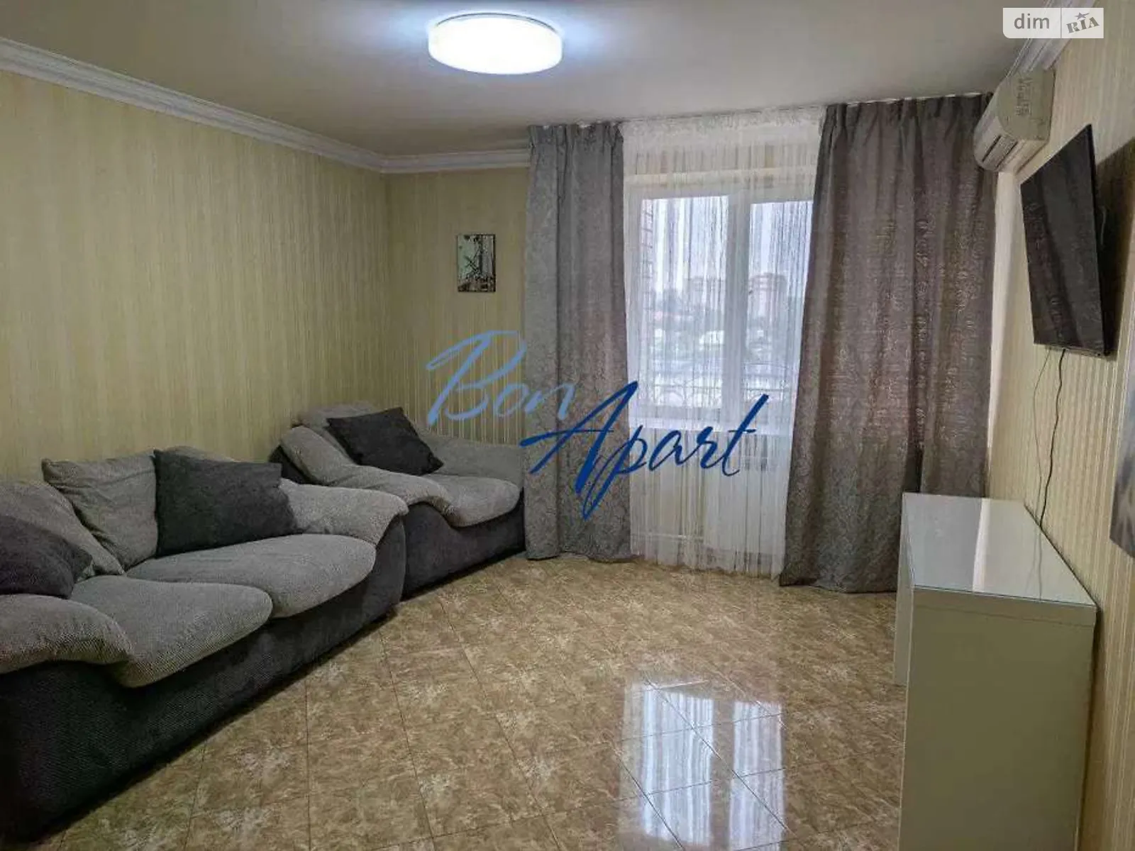 Здається в оренду 2-кімнатна квартира 55 кв. м у Києві, вул. Антоновича(Горького), 165 - фото 1