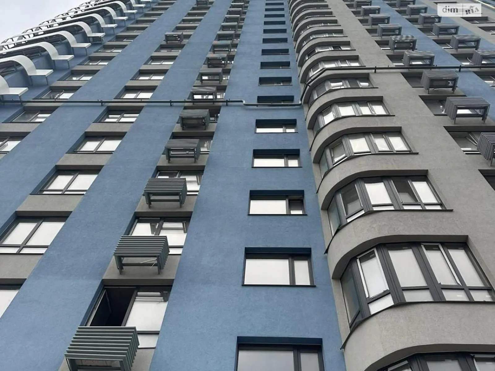 Продается 1-комнатная квартира 31 кв. м в Киеве, наб. Днепровская - фото 1