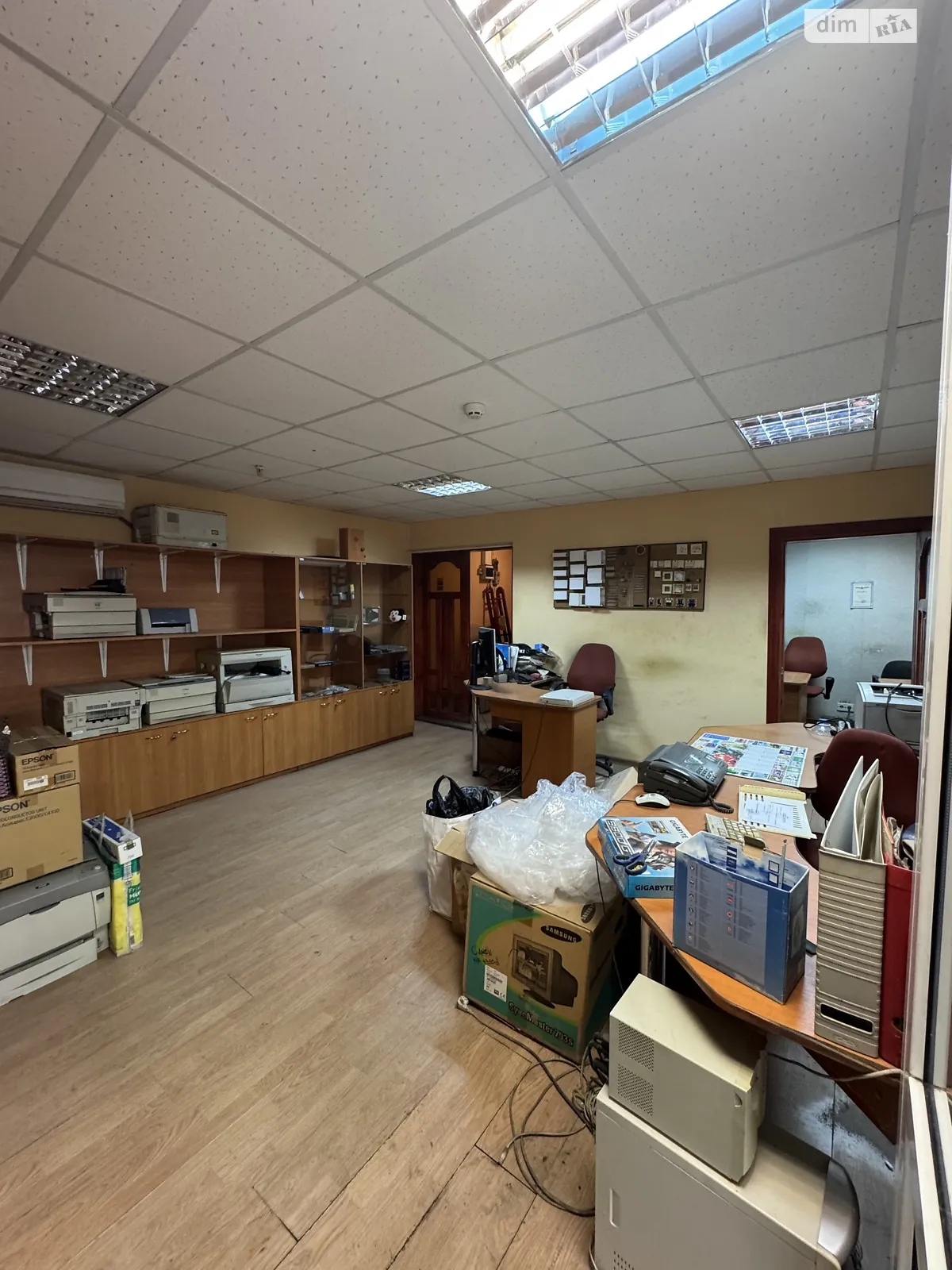 Продається приміщення вільного призначення 85 кв. м в 4-поверховій будівлі, цена: 50000 $ - фото 1