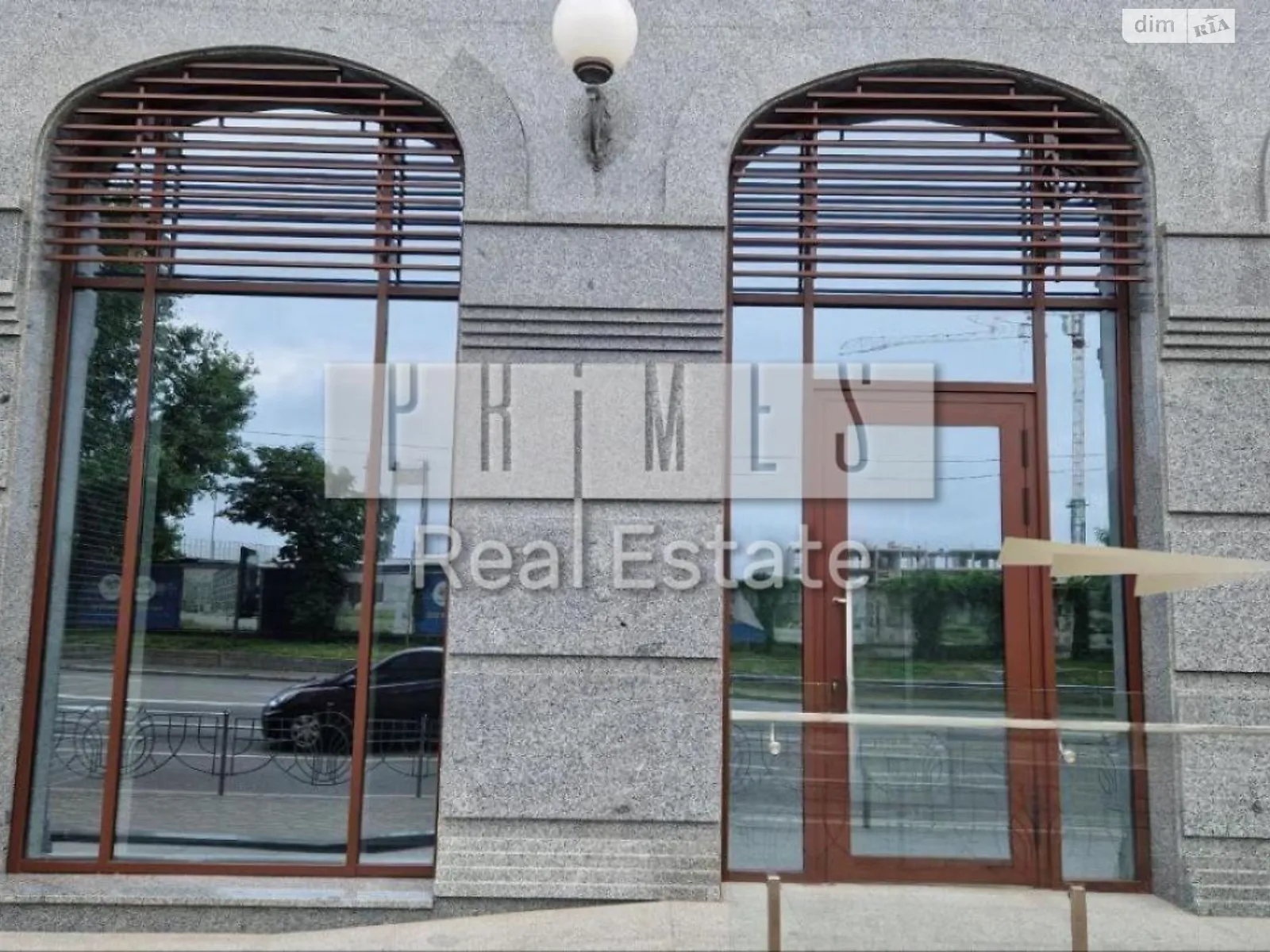 Здається в оренду приміщення вільного призначення 40 кв. м в 11-поверховій будівлі, цена: 1400 $ - фото 1