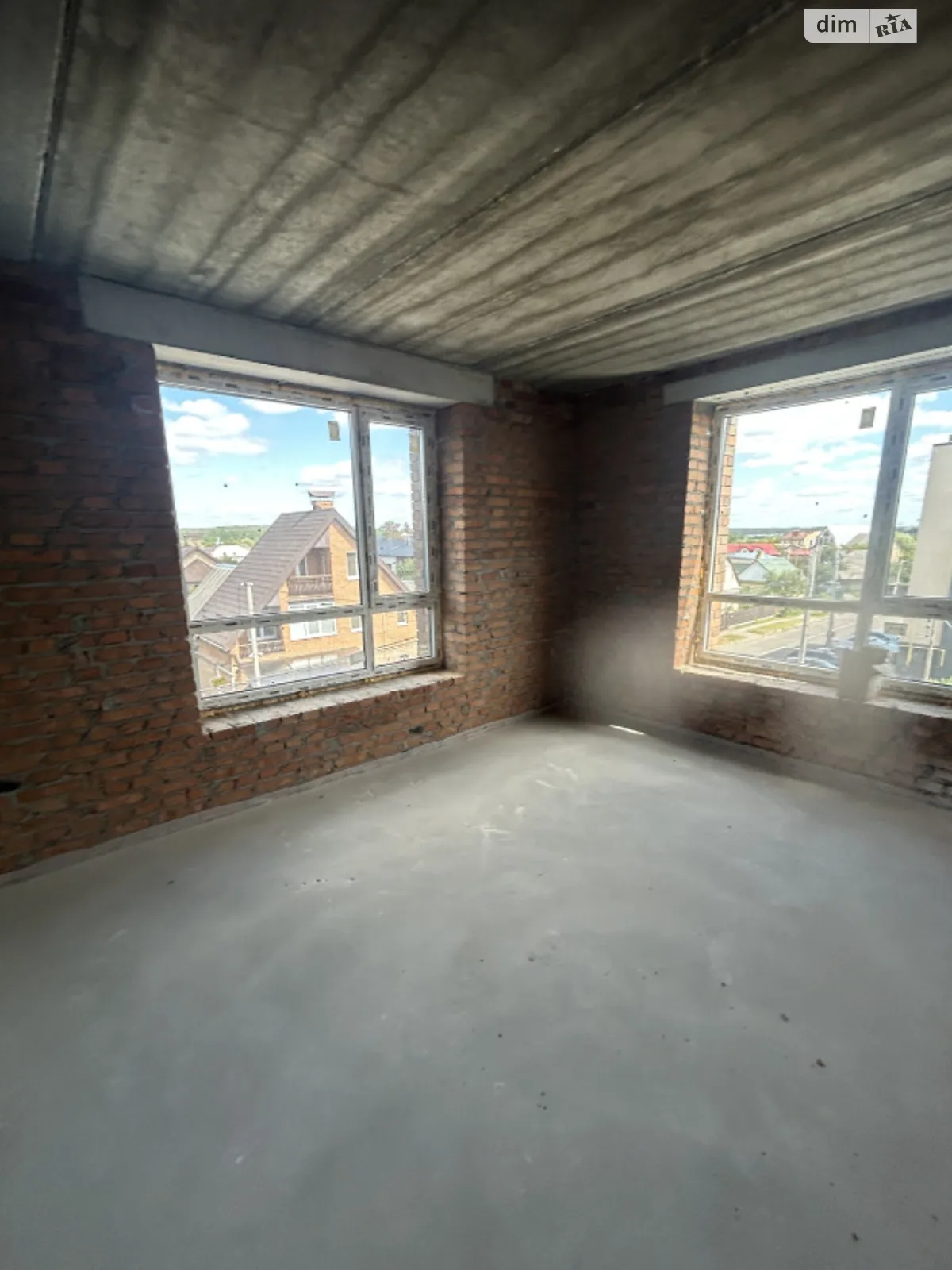 Продается 2-комнатная квартира 38 кв. м в Ирпене, ул. Троицкая, 15 - фото 1