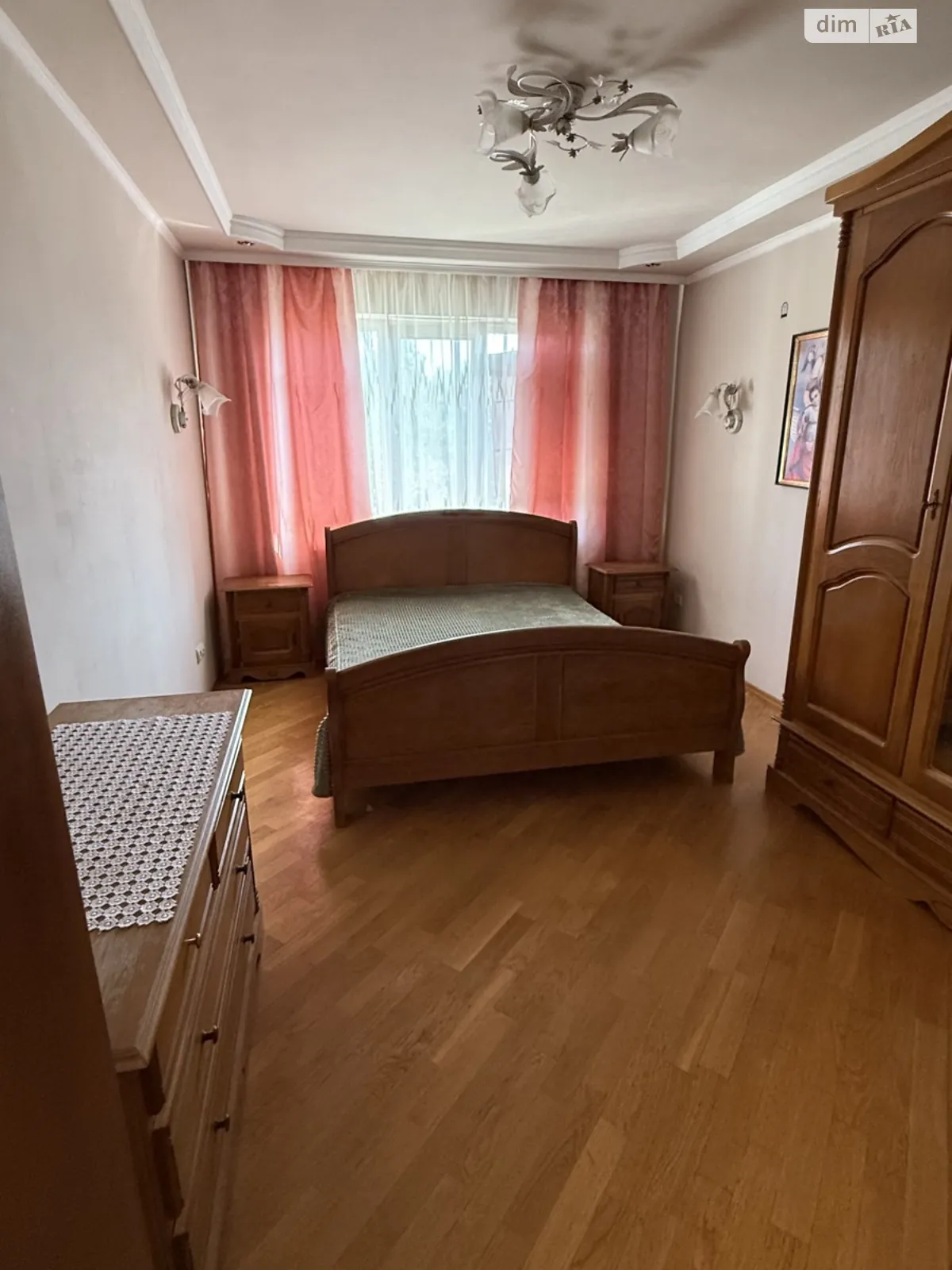Сдается в аренду 3-комнатная квартира 60 кв. м в Черновцах, ул. Орлика Филиппа, 1 - фото 1