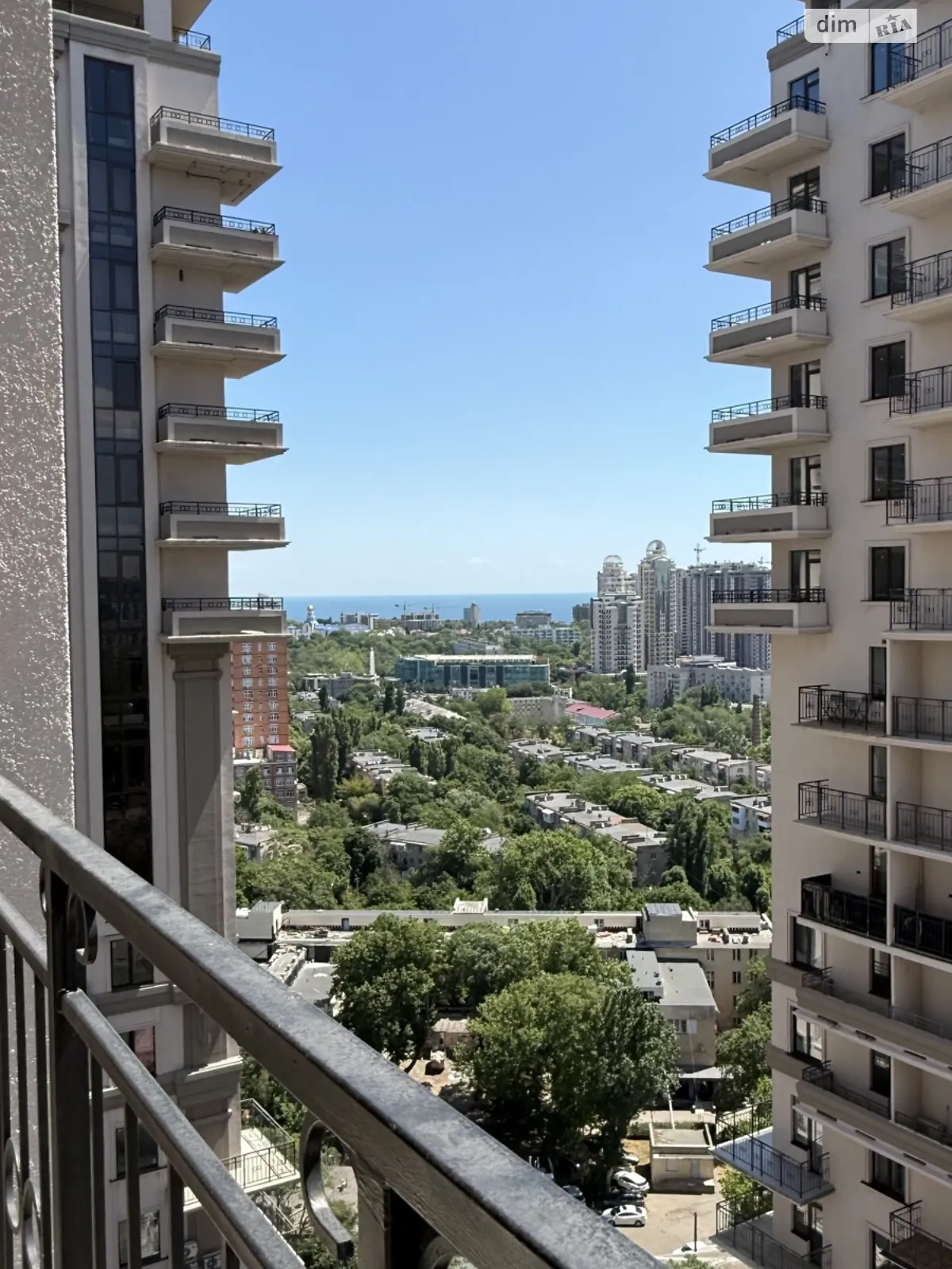 Продається 1-кімнатна квартира 45 кв. м у Одесі, Фонтанська дор., 25 корпус 2 - фото 1