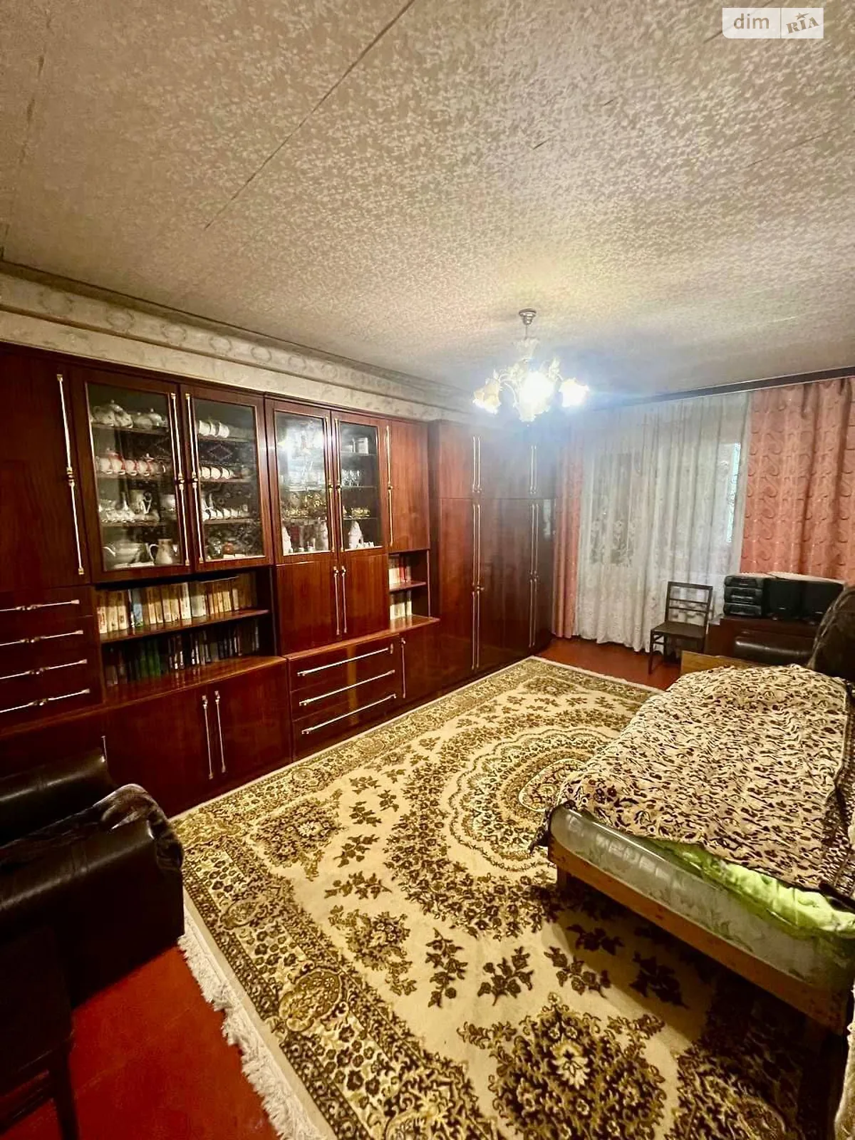 Продается 3-комнатная квартира 68.6 кв. м в Ирпене, ул. Михаила Стельмаха - фото 1