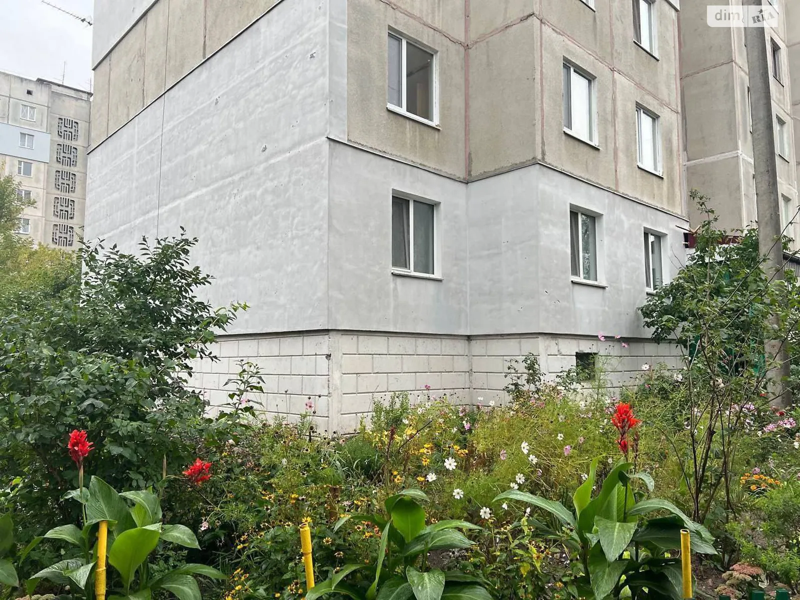Продається 3-кімнатна квартира 68.6 кв. м у Ірпені, вул. Михайла Стельмаха - фото 1