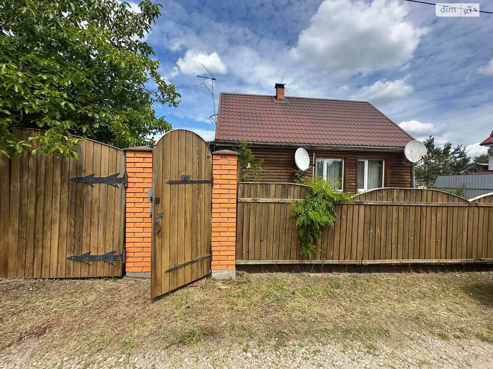 Продается дом на 2 этажа 76 кв. м с бассейном, цена: 80000 $ - фото 1
