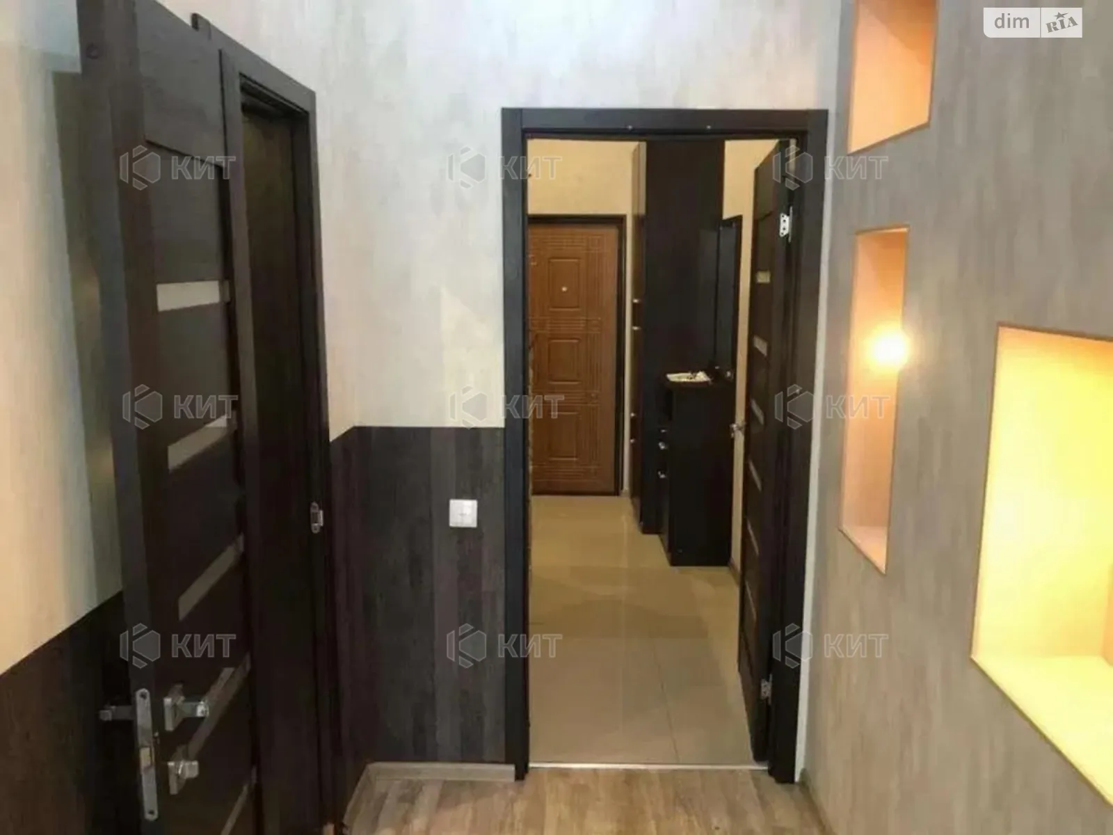 Продается 1-комнатная квартира 39 кв. м в Харькове, ул. Дарвина, 20 - фото 1