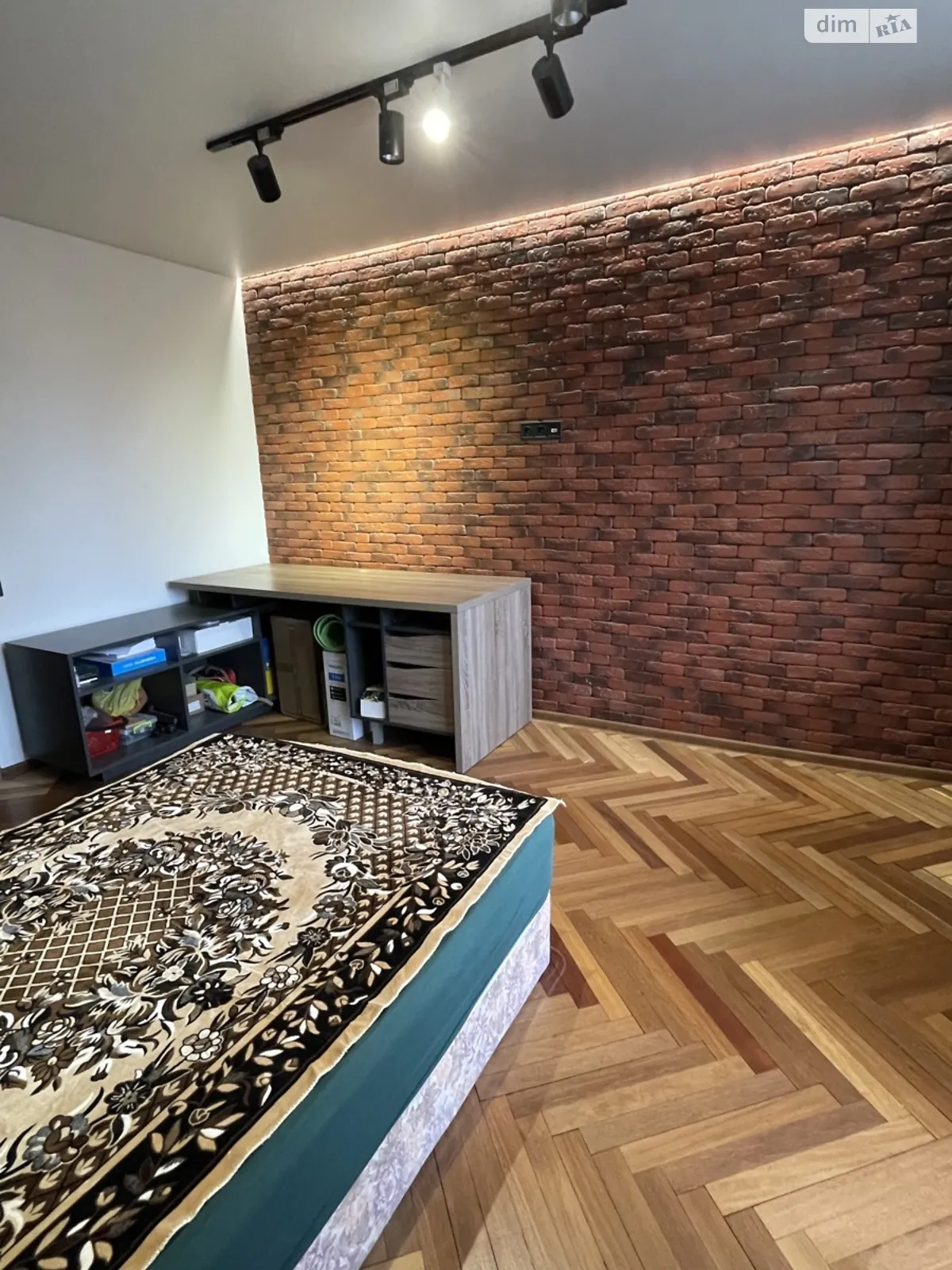 Продается 4-комнатная квартира 80.1 кв. м в Ирпене, ул. Садовая, 61В - фото 1