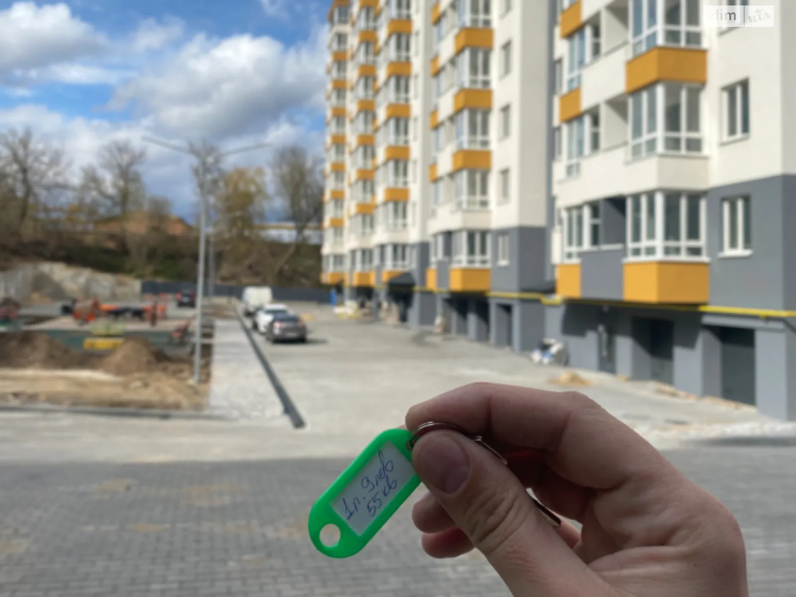 Продается 2-комнатная квартира 74 кв. м в Виннице, ул. Костя Широцкого, 5А - фото 1