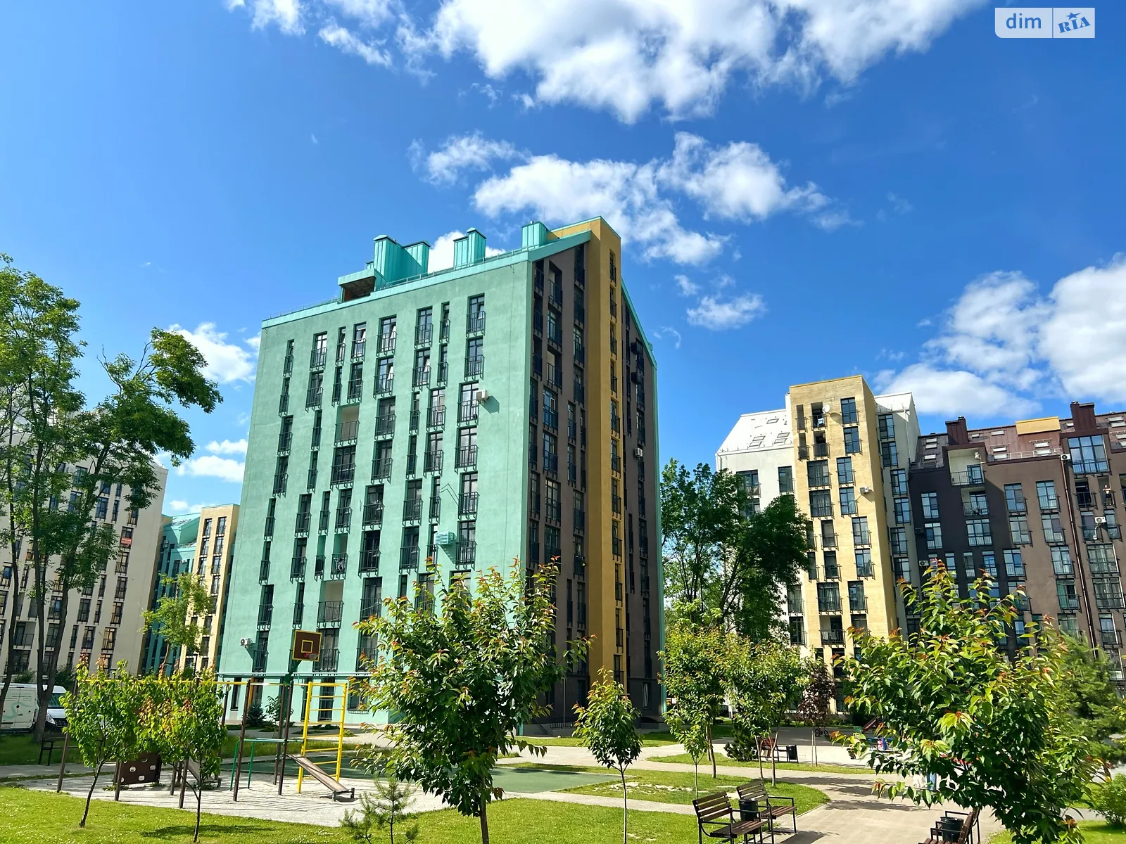 Продается 3-комнатная квартира 116.1 кв. м в Львове - фото 1
