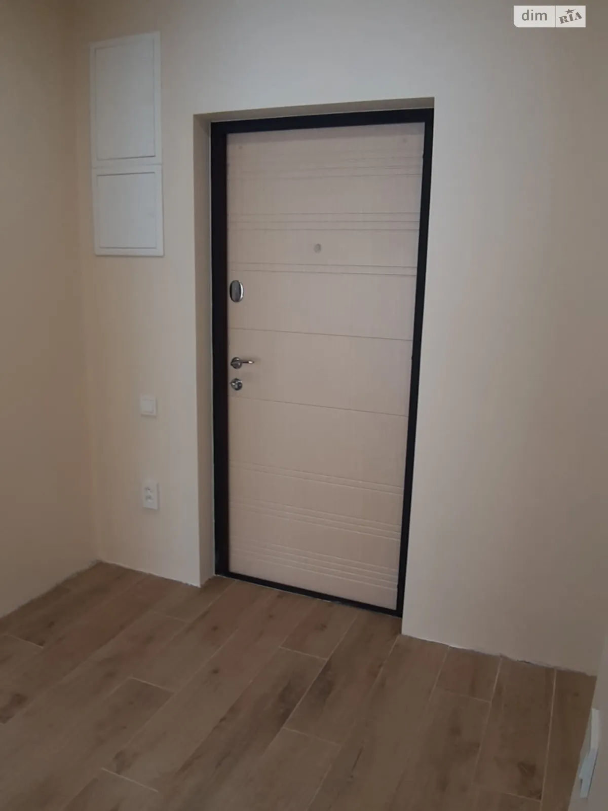 Продается 1-комнатная квартира 45 кв. м в Слобожанском, ул. Содружества, 6 - фото 1