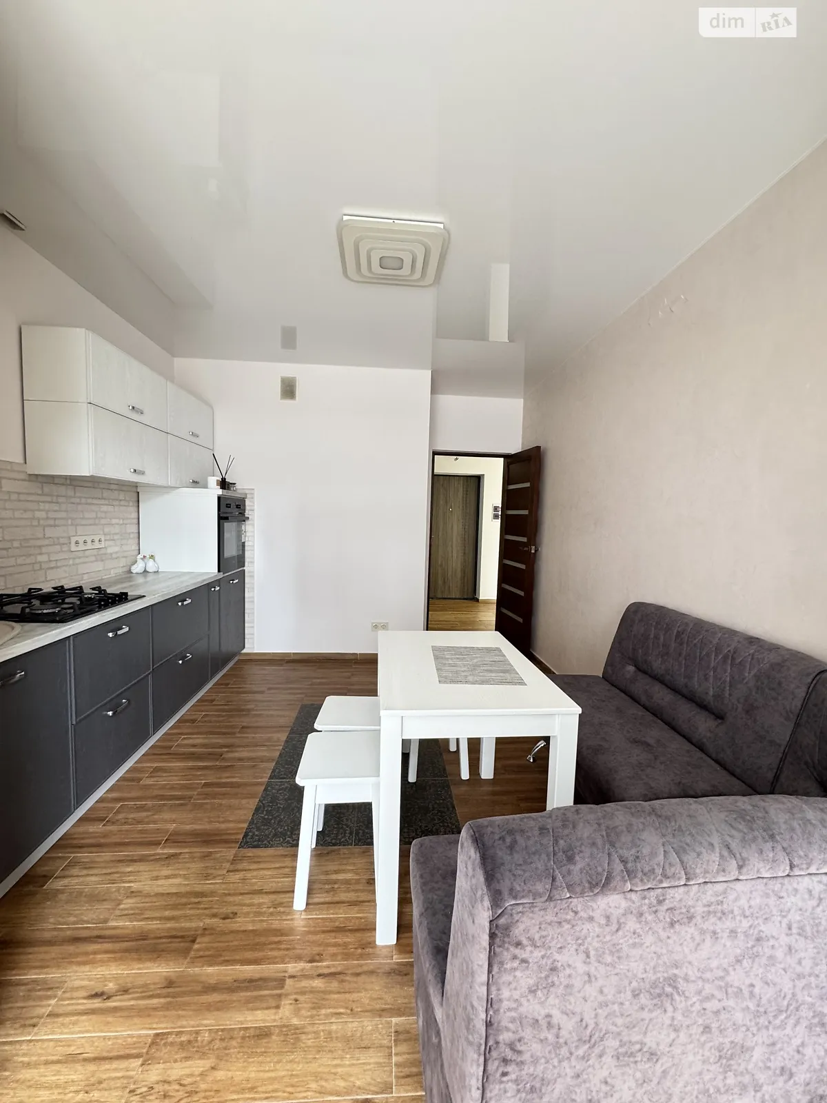 Продается 2-комнатная квартира 67 кв. м в Львове, ул. Под Голоском, 4Б - фото 1