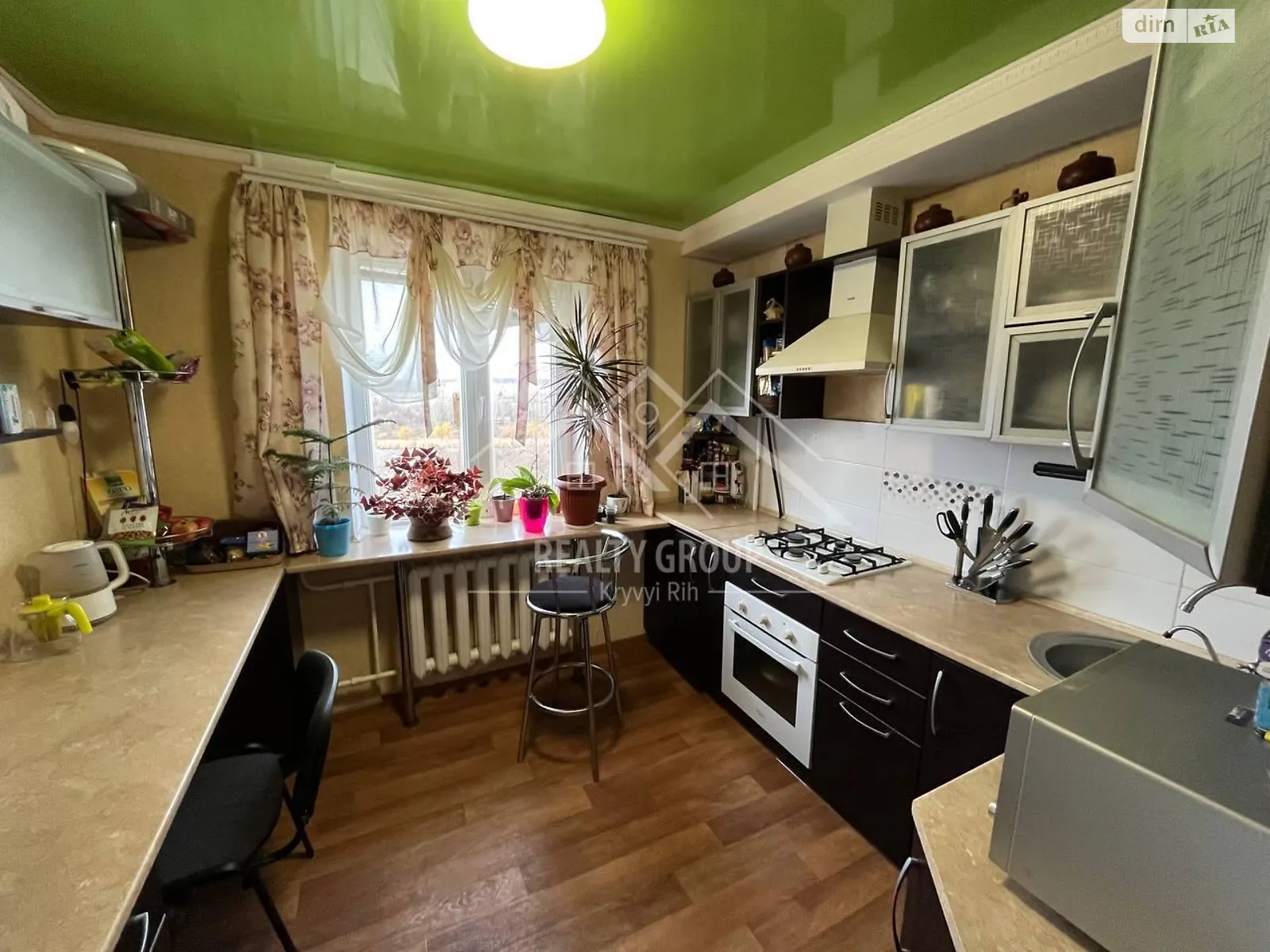 Продается 4-комнатная квартира 86 кв. м в Кривом Роге, ул. 5-й Заречный микрорайон, 91 - фото 1