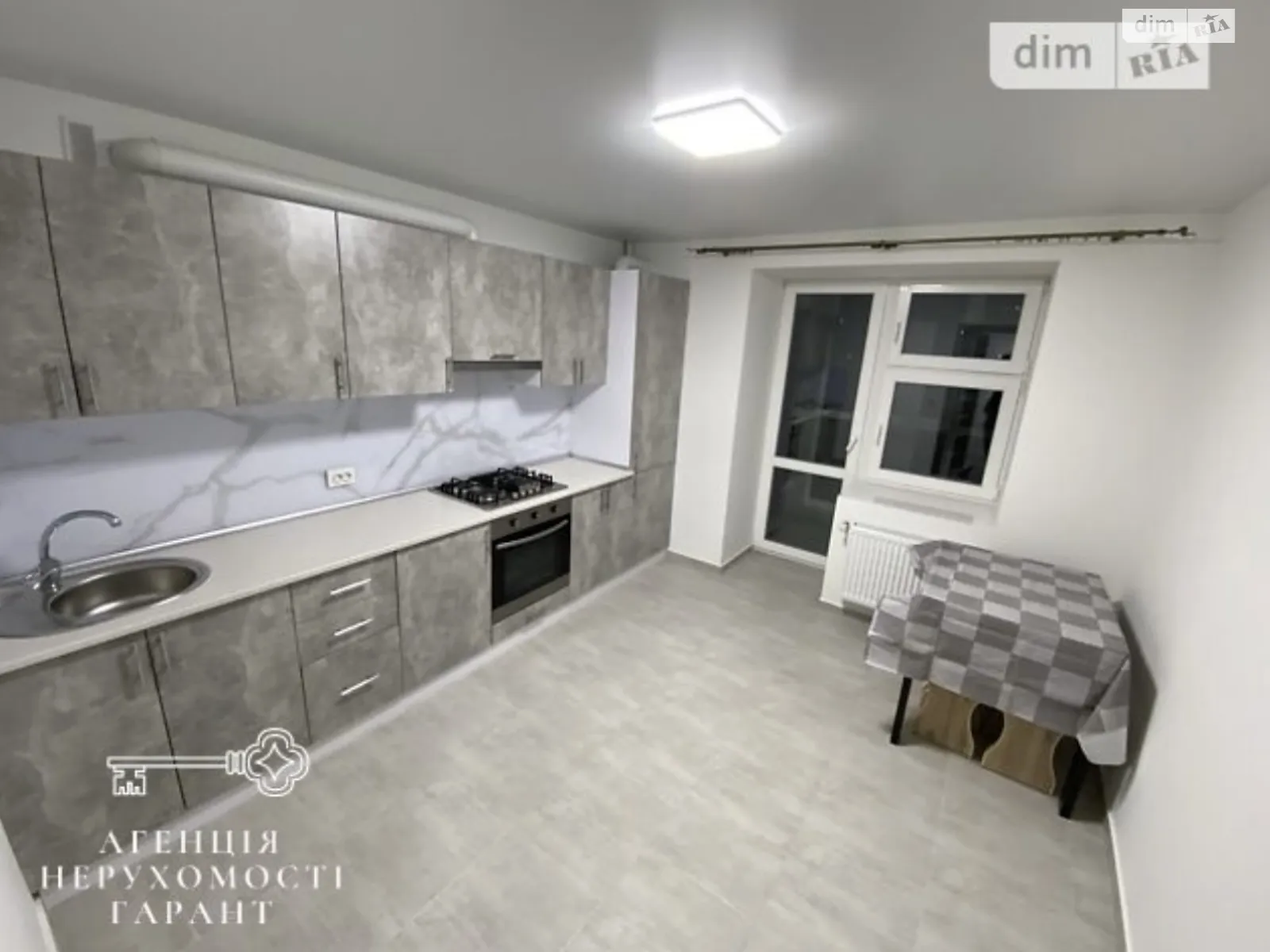 1-кімнатна квартира 43 кв. м у Тернополі, вул. Генерала Мирона Тарнавського - фото 1