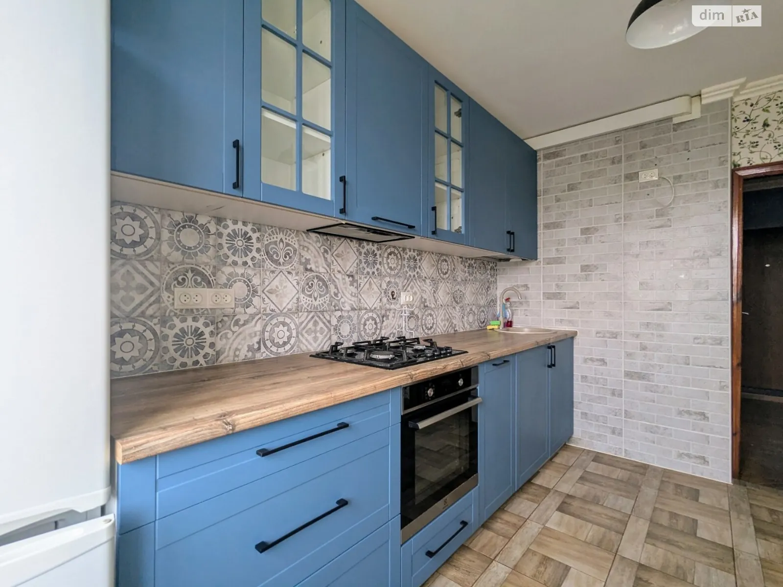 Продается 4-комнатная квартира 80 кв. м в Львове, цена: 74500 $ - фото 1
