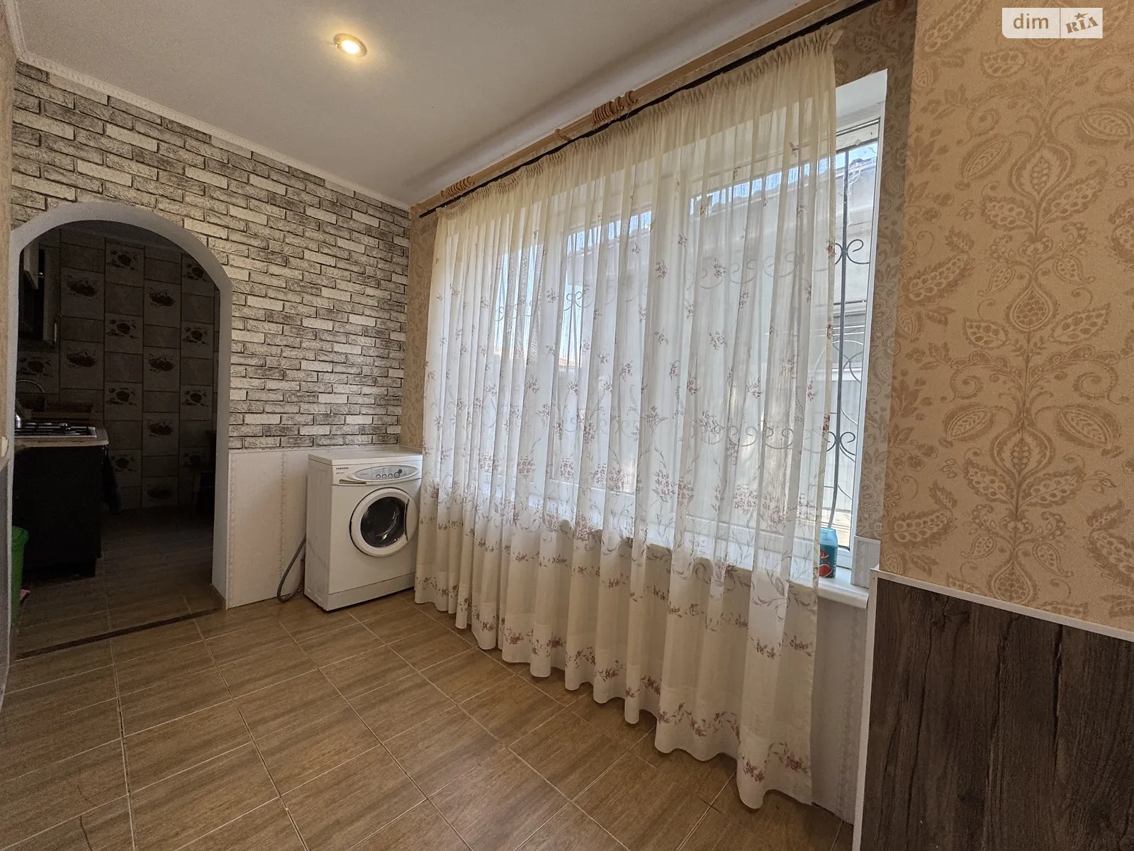 Продається 1-кімнатна квартира 33 кв. м у Одесі, вул. Манежна, 32 - фото 1