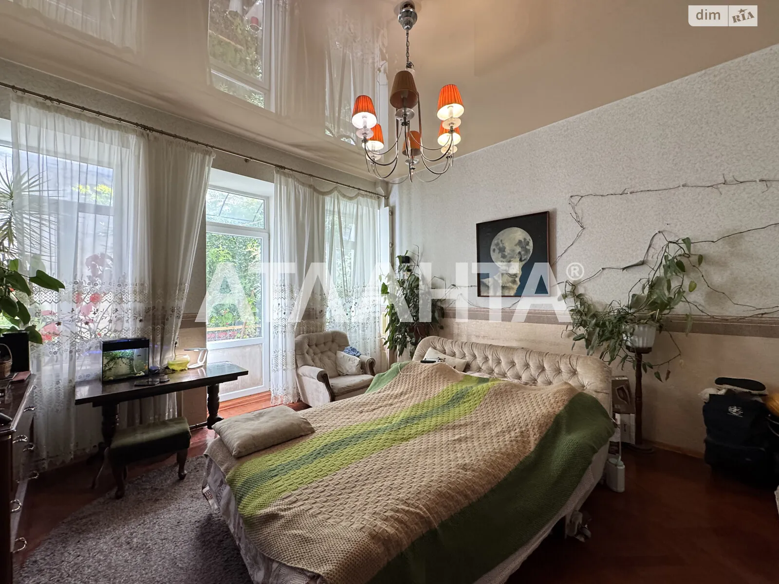 Продается 3-комнатная квартира 85 кв. м в Одессе, ул. Еврейская - фото 1