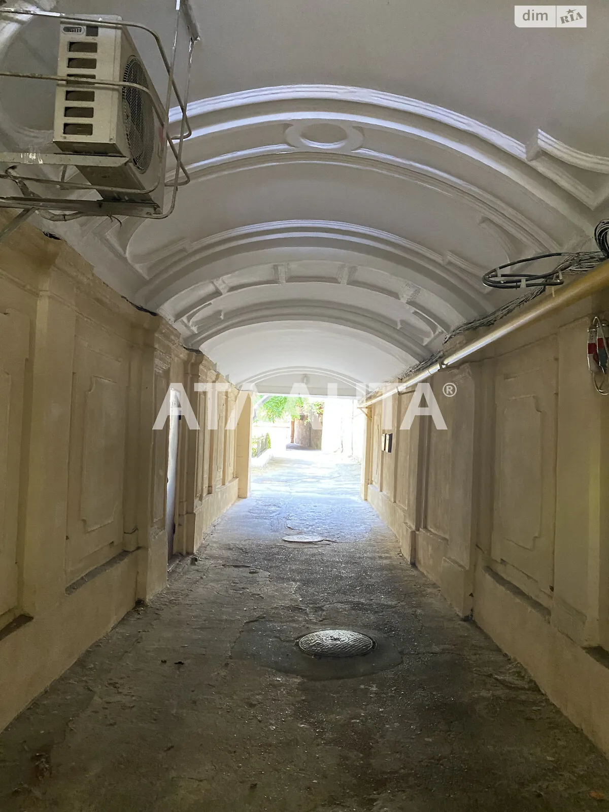 Продається 1-кімнатна квартира 25 кв. м у Одесі, вул. Коблевська - фото 1