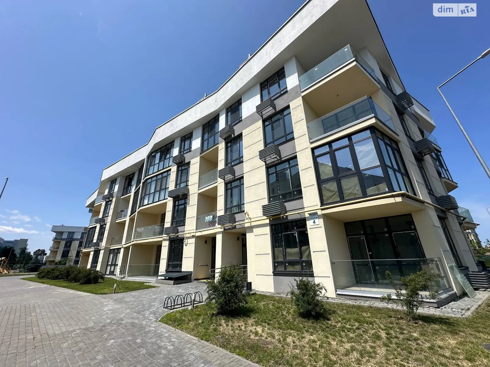 Продается 3-комнатная квартира 94.2 кв. м в Киеве, ул. Дубищанская, 4 - фото 1