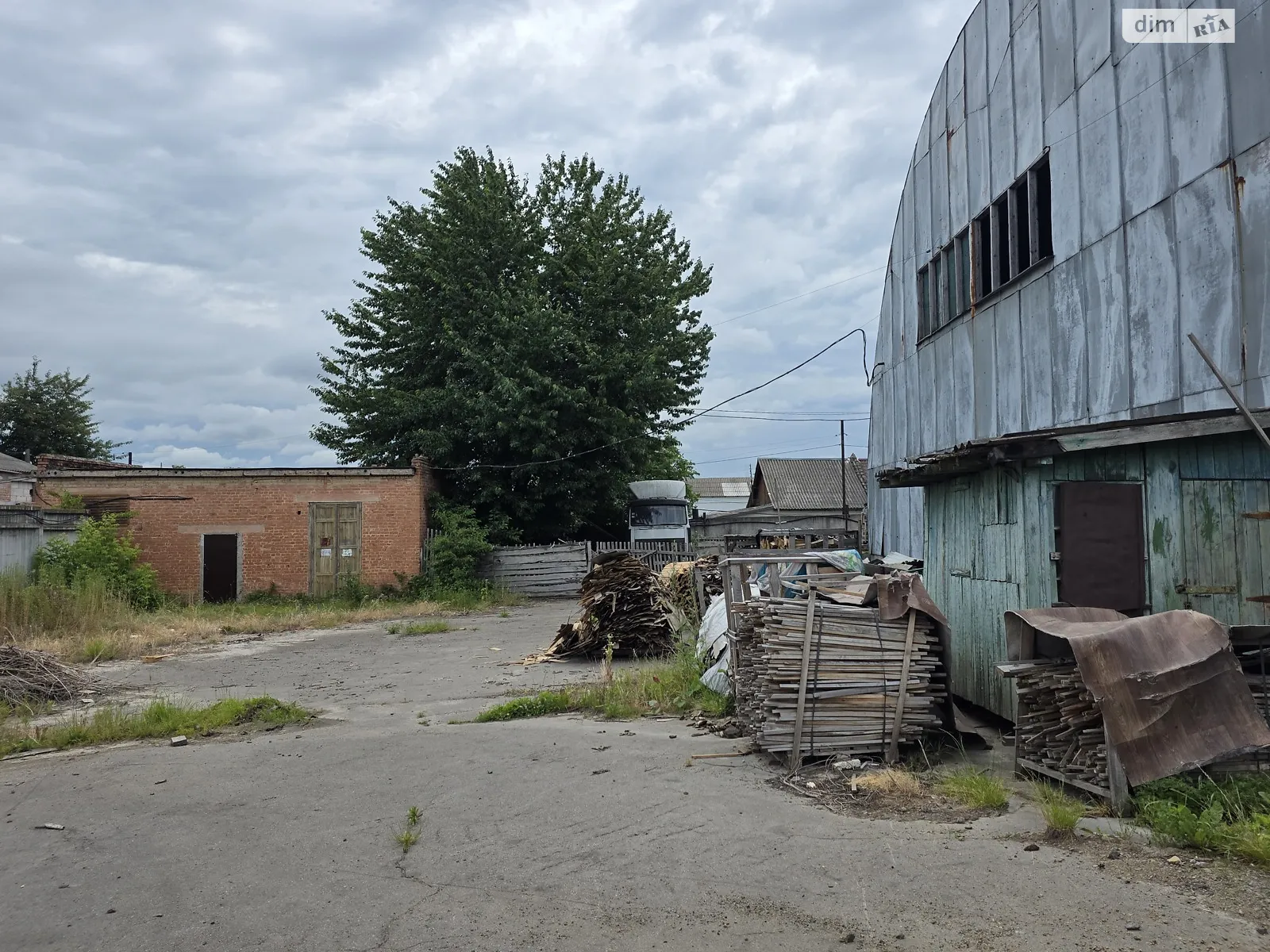 Продається об'єкт сфери послуг 550 кв. м в 1-поверховій будівлі, цена: 450000 $ - фото 1