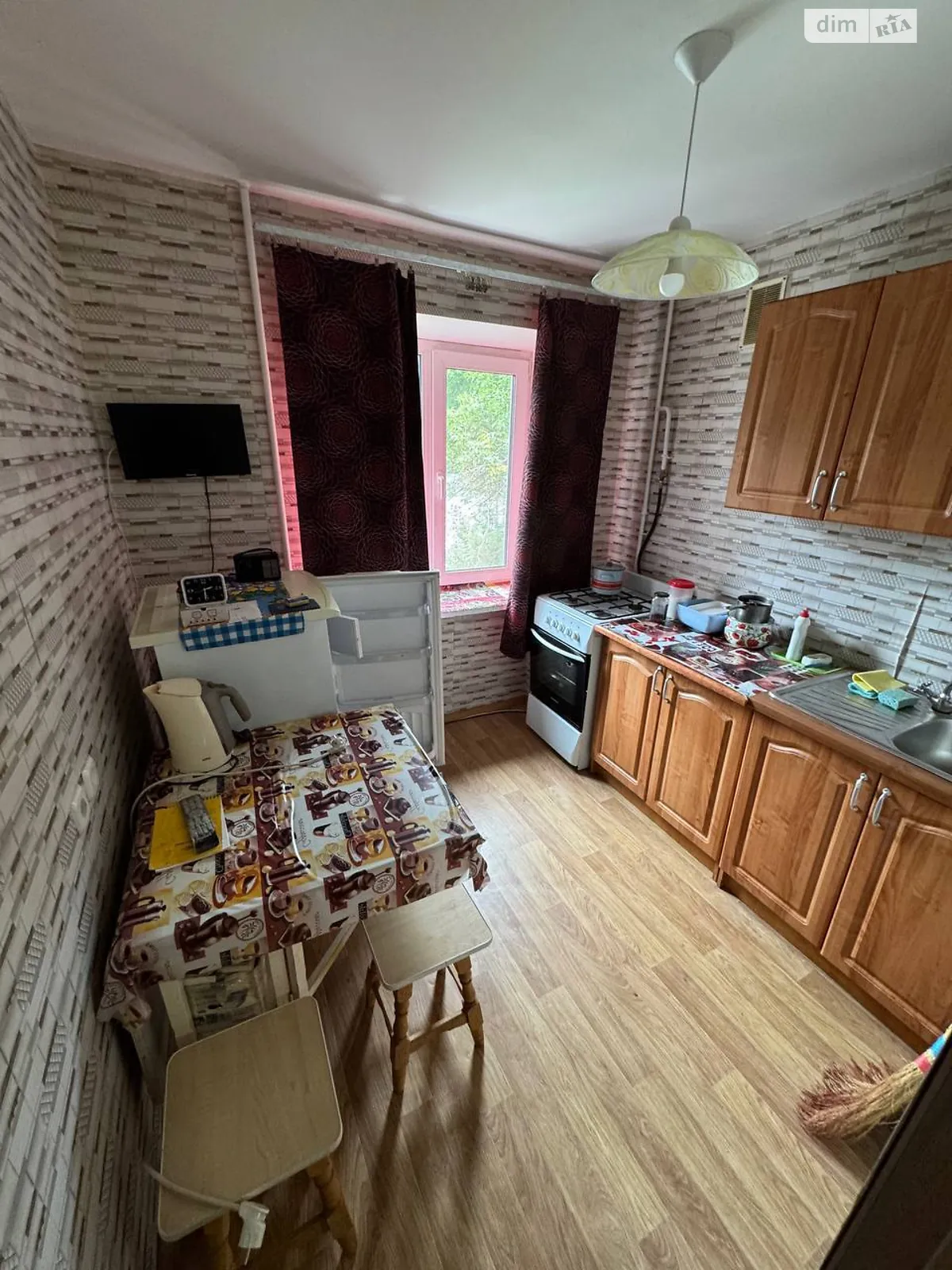 Продається 1-кімнатна квартира 32.2 кв. м у Києві, вул. Кирилівська, 99 - фото 1