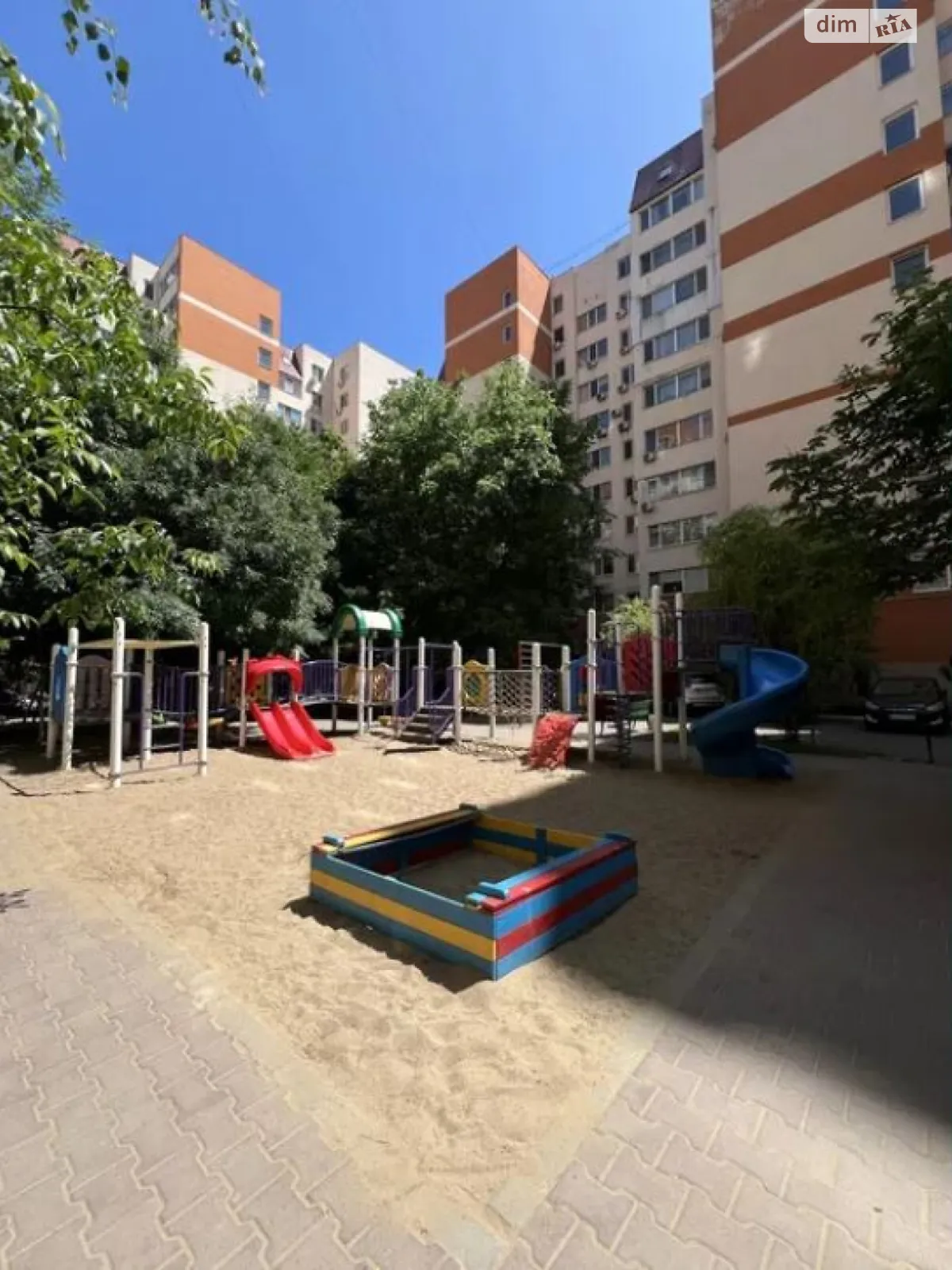 Продається 1-кімнатна квартира 55 кв. м у Одесі, вул. Старицького - фото 1