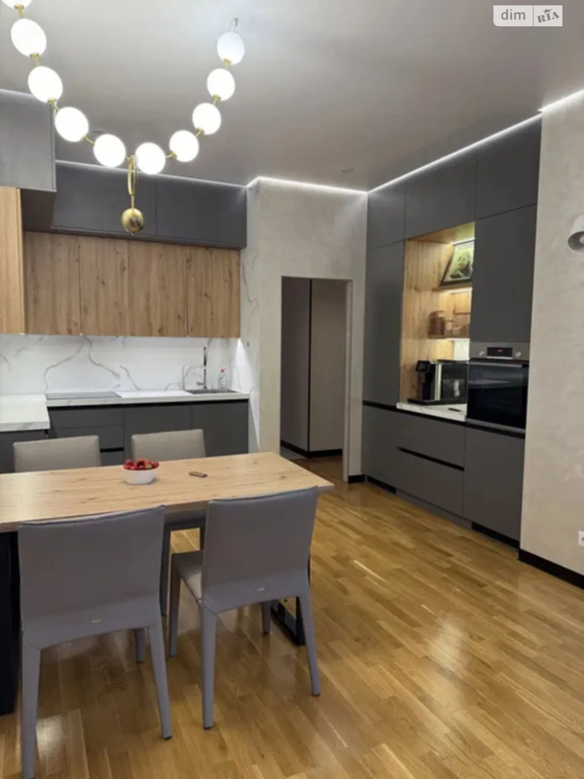 Продается 1-комнатная квартира 58 кв. м в Киеве, ул. Трускавецкая, 10Г - фото 1
