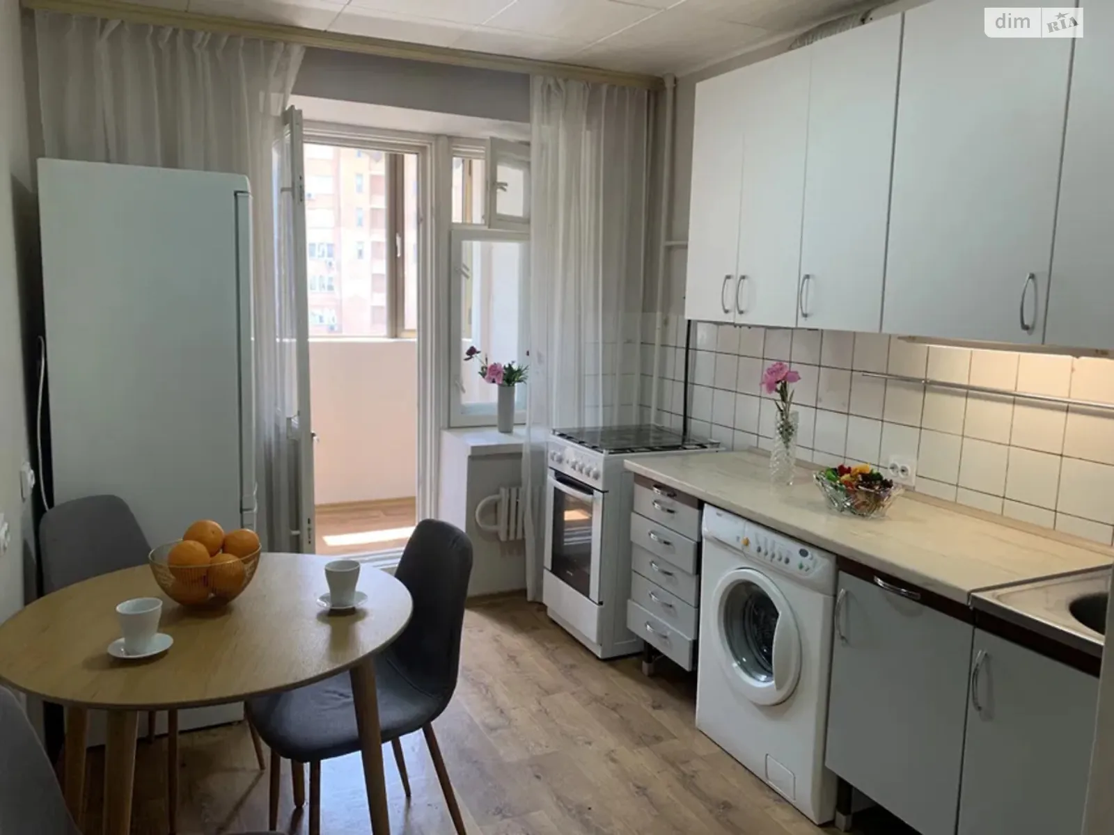 Продається 2-кімнатна квартира 55 кв. м у Києві, просп. Оболонський, 19 - фото 1