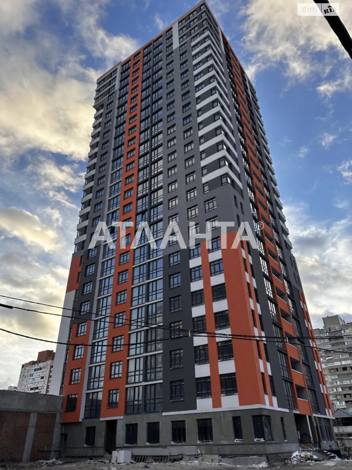 Продається 1-кімнатна квартира 38.2 кв. м у Києві, вул. Автозаводська, 72Б - фото 1