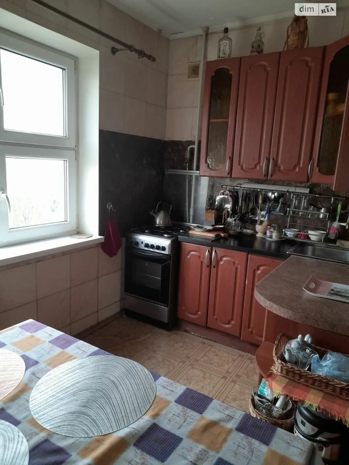 Здається в оренду кімната 65 кв. м у Києві, цена: 3500 грн - фото 1