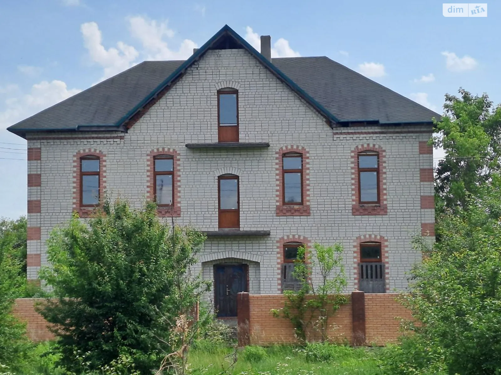 Продається будинок 2 поверховий 309.7 кв. м з садом, цена: 40000 $ - фото 1