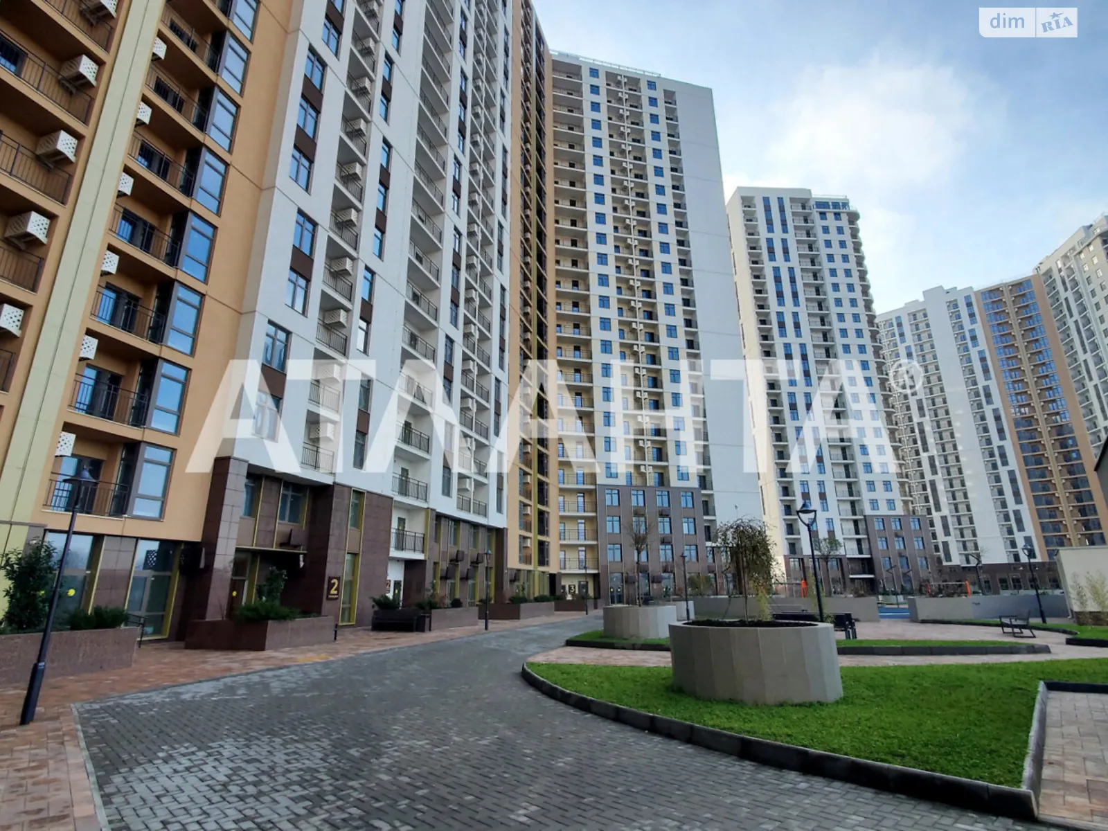 Продается 1-комнатная квартира 42.6 кв. м в Одессе, ул. Краснова - фото 1