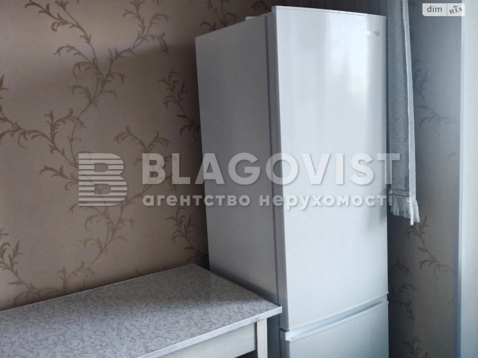 Продається 3-кімнатна квартира 70 кв. м у Києві, вул. Романа Ратушного(Волгоградська), 25А - фото 1