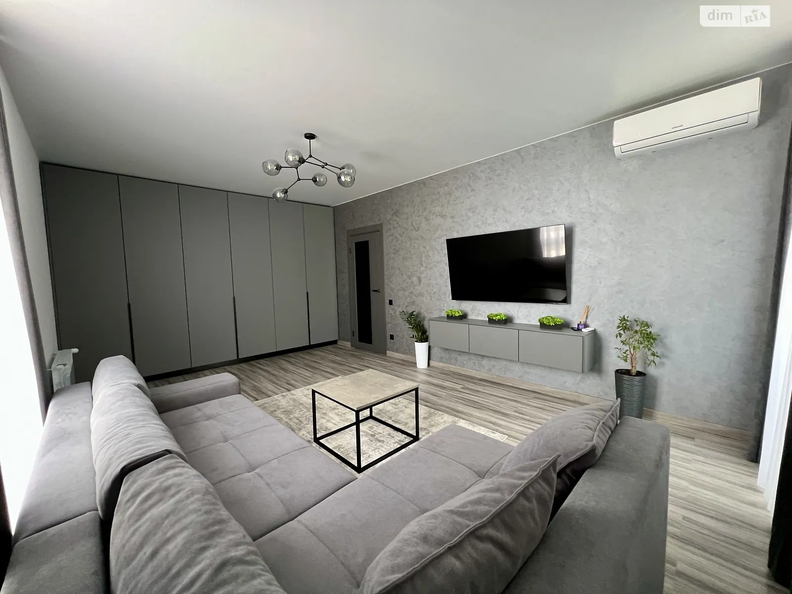 Продається 2-кімнатна квартира 65 кв. м у Львові, цена: 120000 $ - фото 1