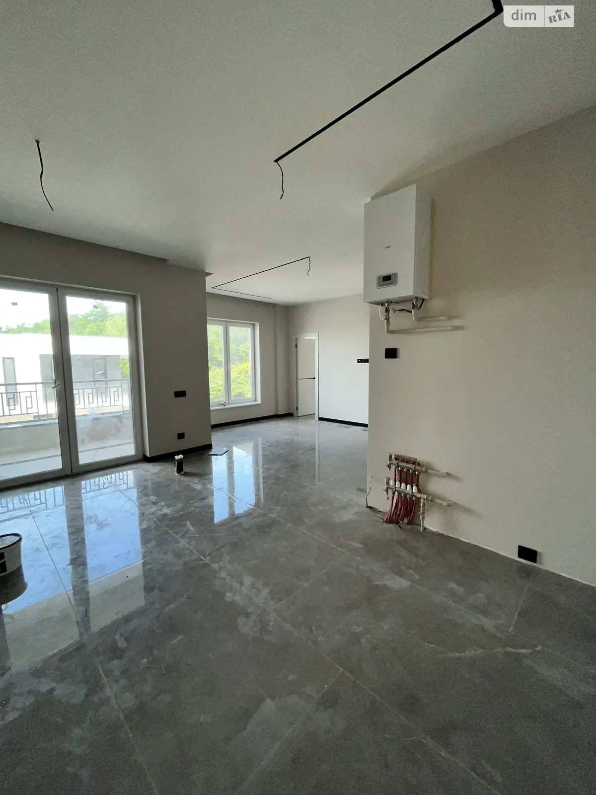 Продается 3-комнатная квартира 74.5 кв. м в Ужгороде, ул. Собранецкая, 74А - фото 1