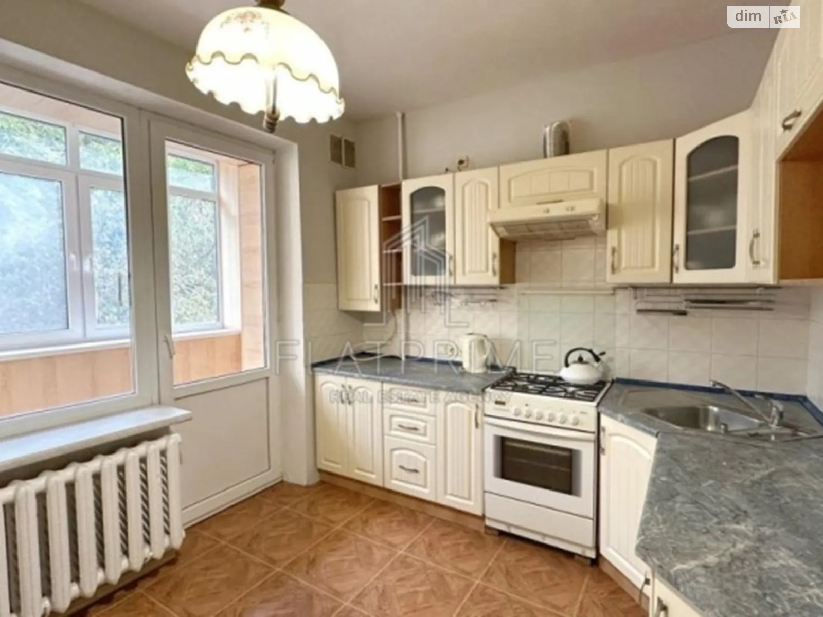 Продается 3-комнатная квартира 88 кв. м в Киеве, ул. Василия Тютюнника, 5Б - фото 1