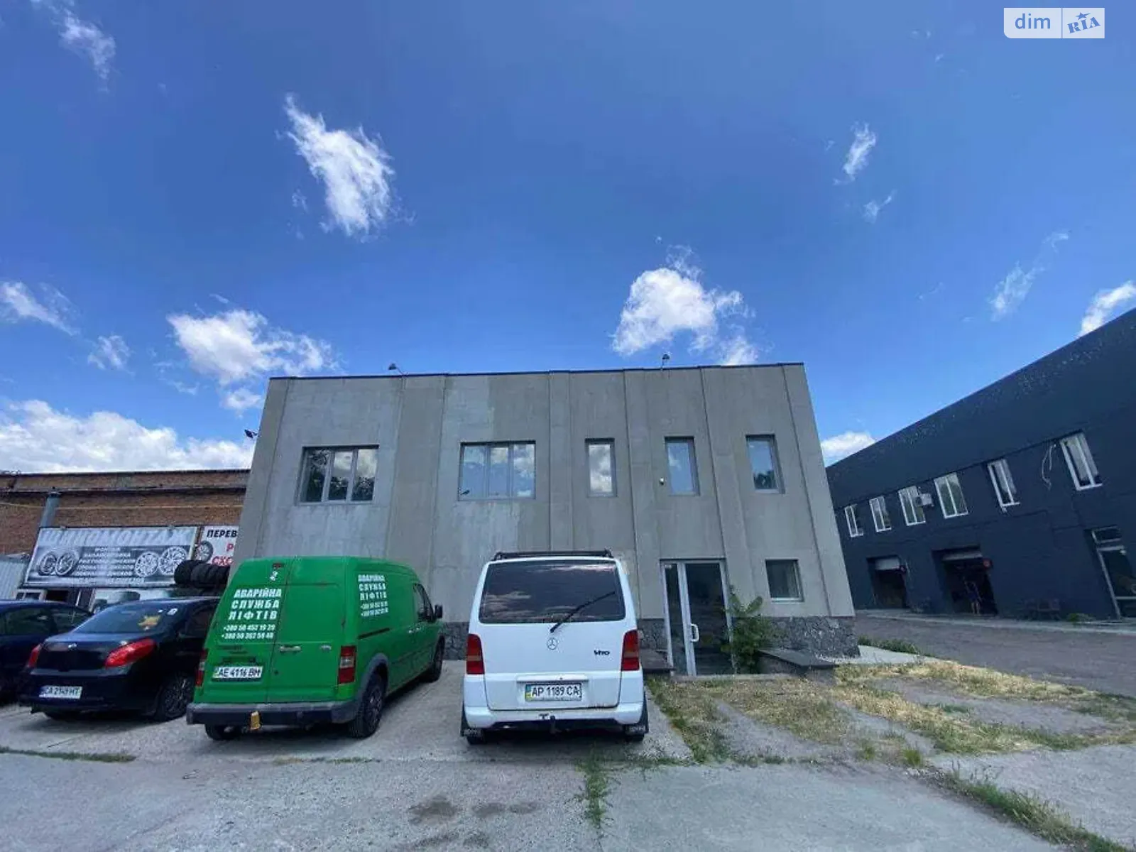 Продается помещения свободного назначения 430 кв. м в 2-этажном здании, цена: 230000 $ - фото 1