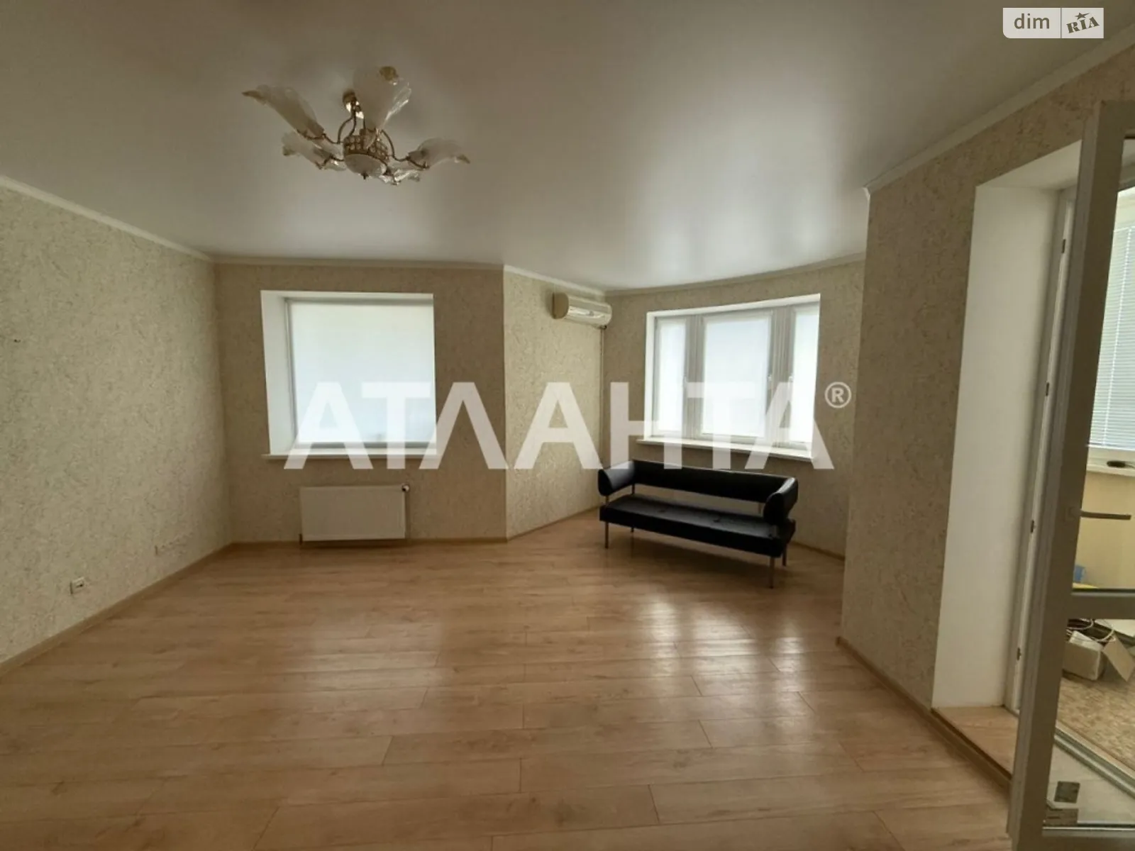 Продается 2-комнатная квартира 76.4 кв. м в Одессе, ул. Костанди - фото 1