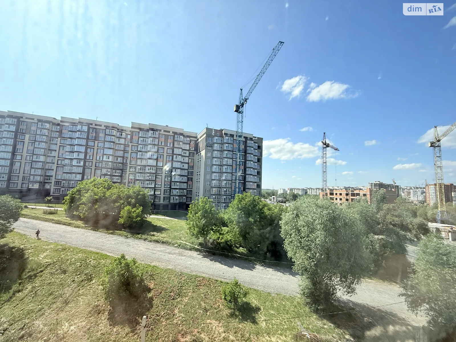 Продається 2-кімнатна квартира 71 кв. м у Хмельницькому, вул. Озерна, 16Б корпус 6 - фото 1