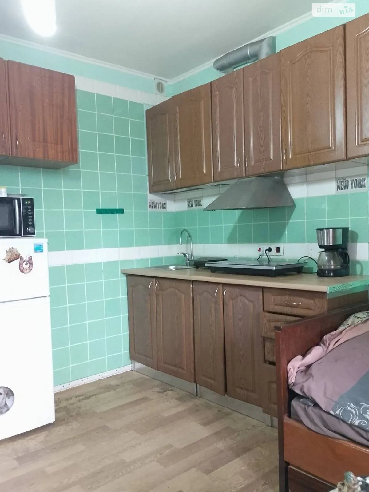Продається 1-кімнатна квартира 28.5 кв. м у Вишгороді, вул. Шолуденка, 20 - фото 1