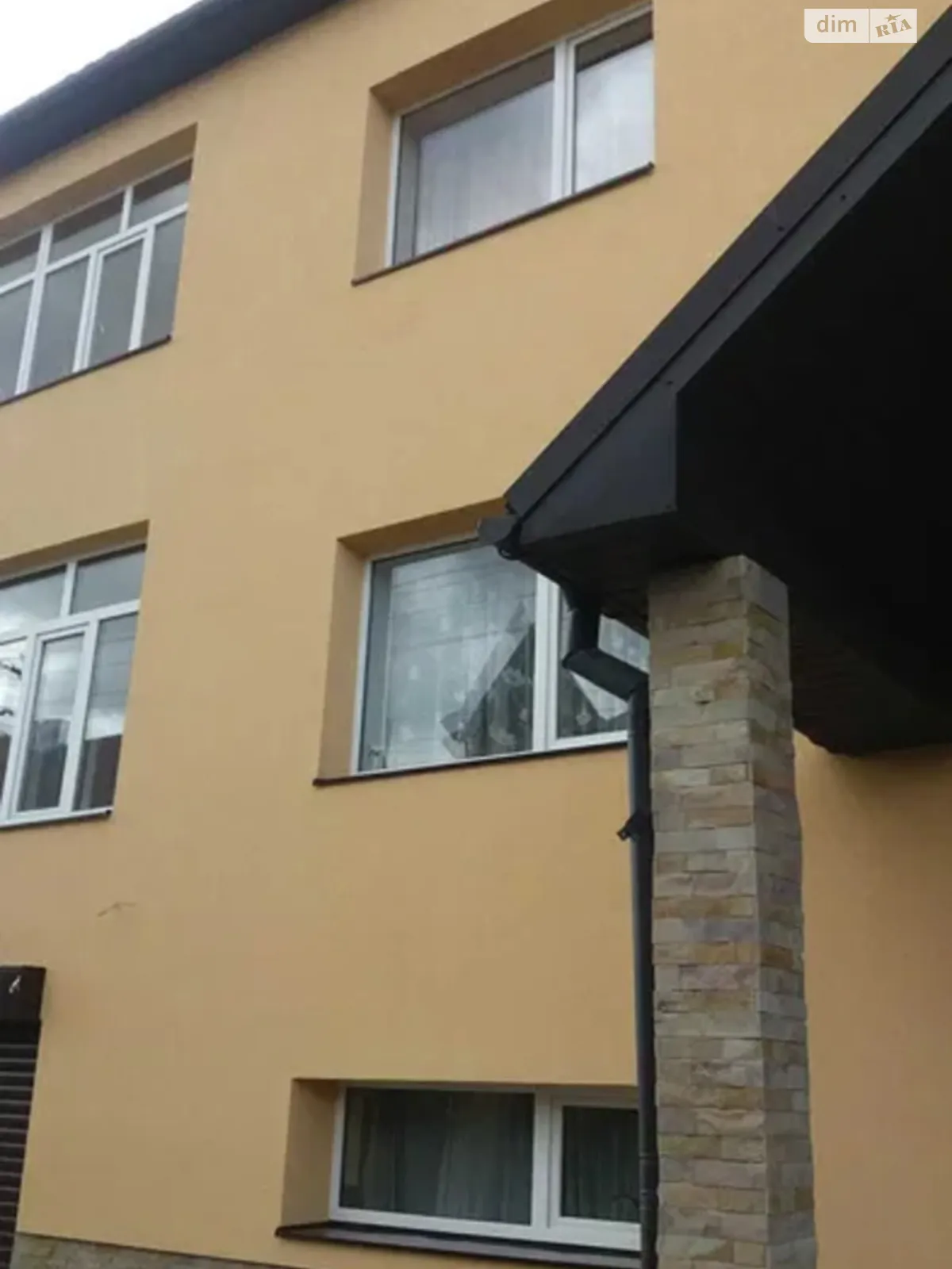 Продається будинок 3 поверховий 288 кв. м з гаражем, цена: 189000 $ - фото 1