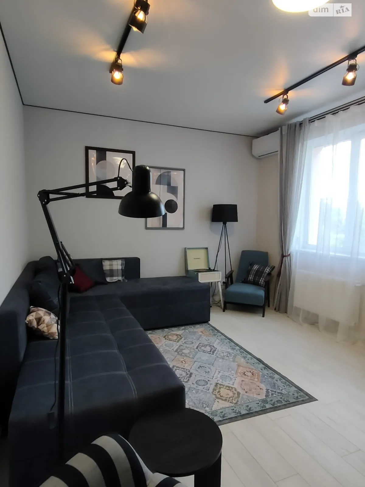 Продається 2-кімнатна квартира 54 кв. м у Ірпені, вул. Українська - фото 1